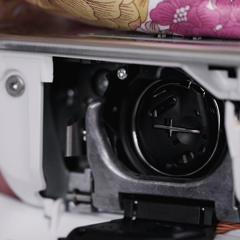 bernina-5series-feat-F