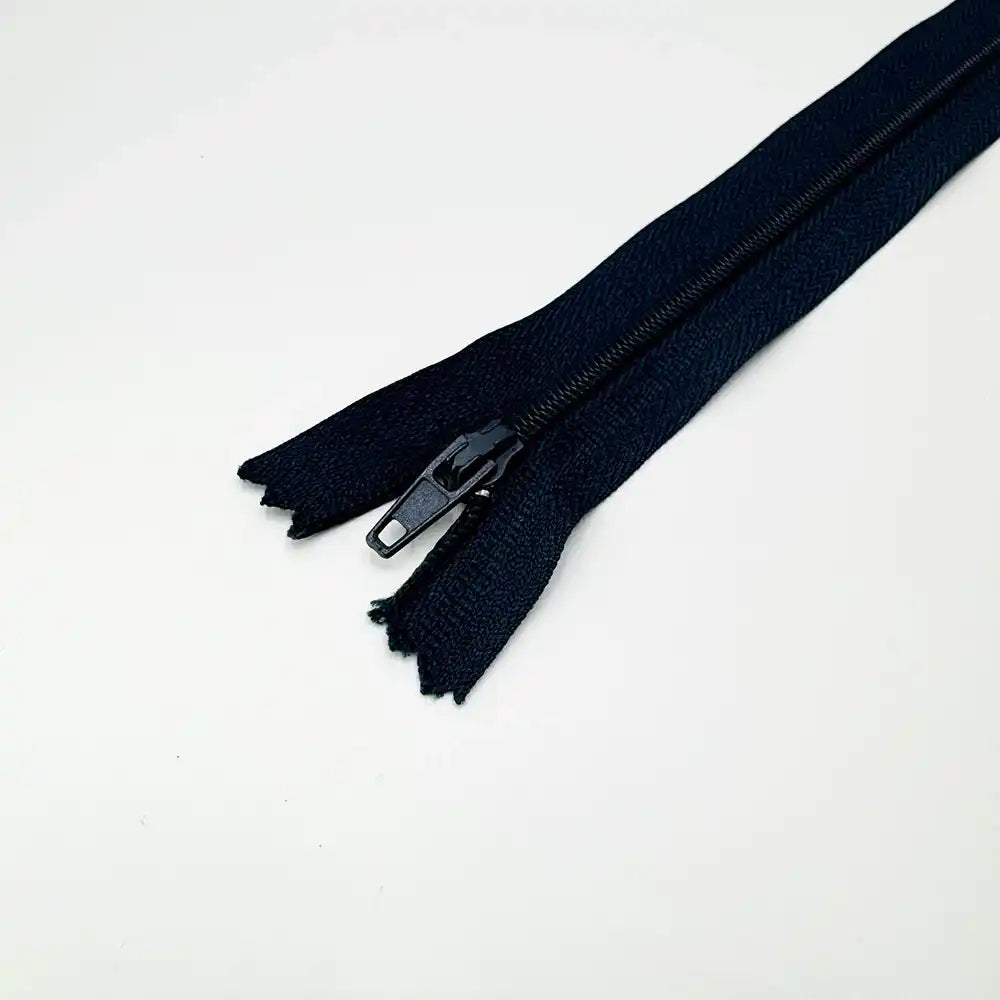 Fermeture éclair / tirette / zip bleu marine
