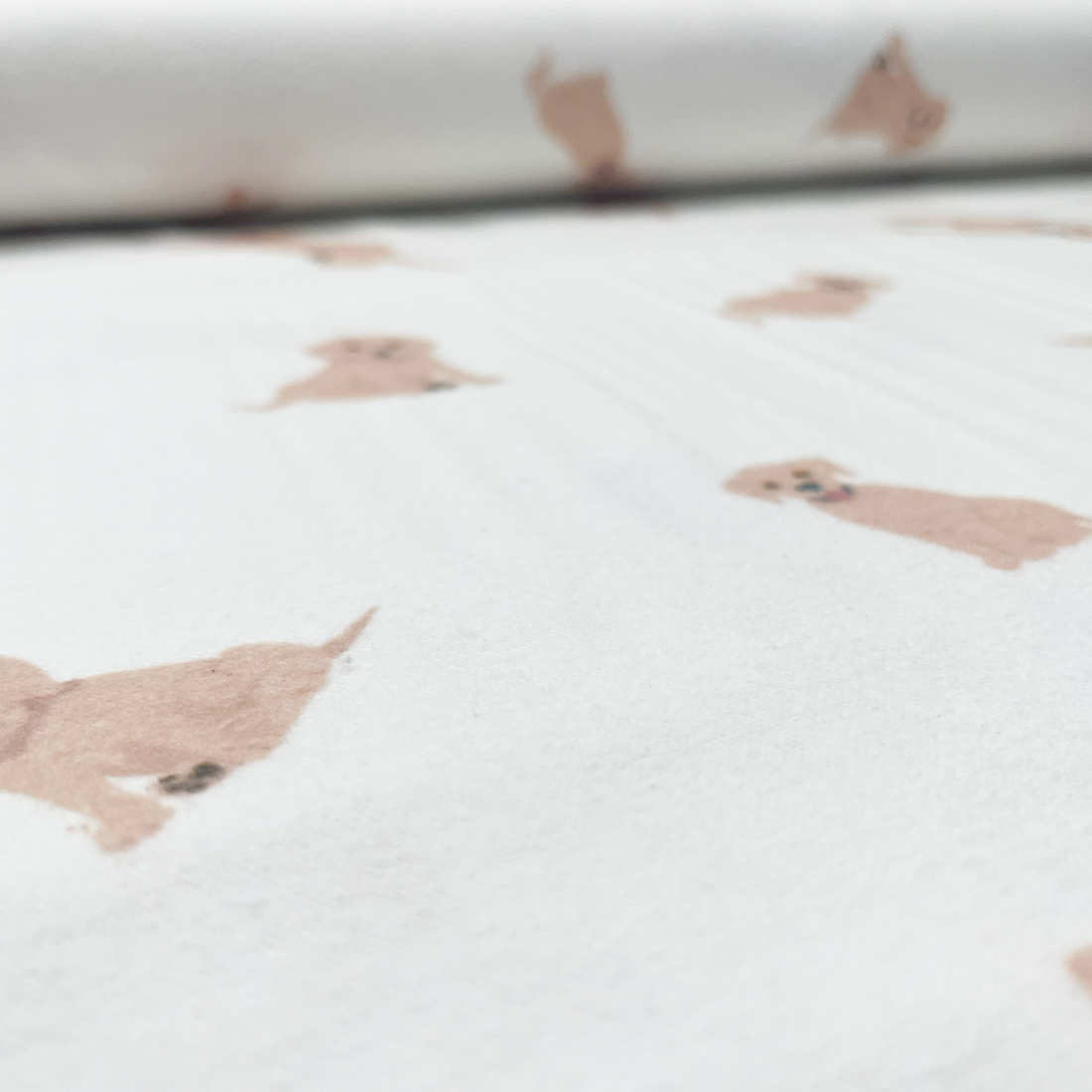Flanelle Coton Bébé – Motif Petits Chiots Beiges