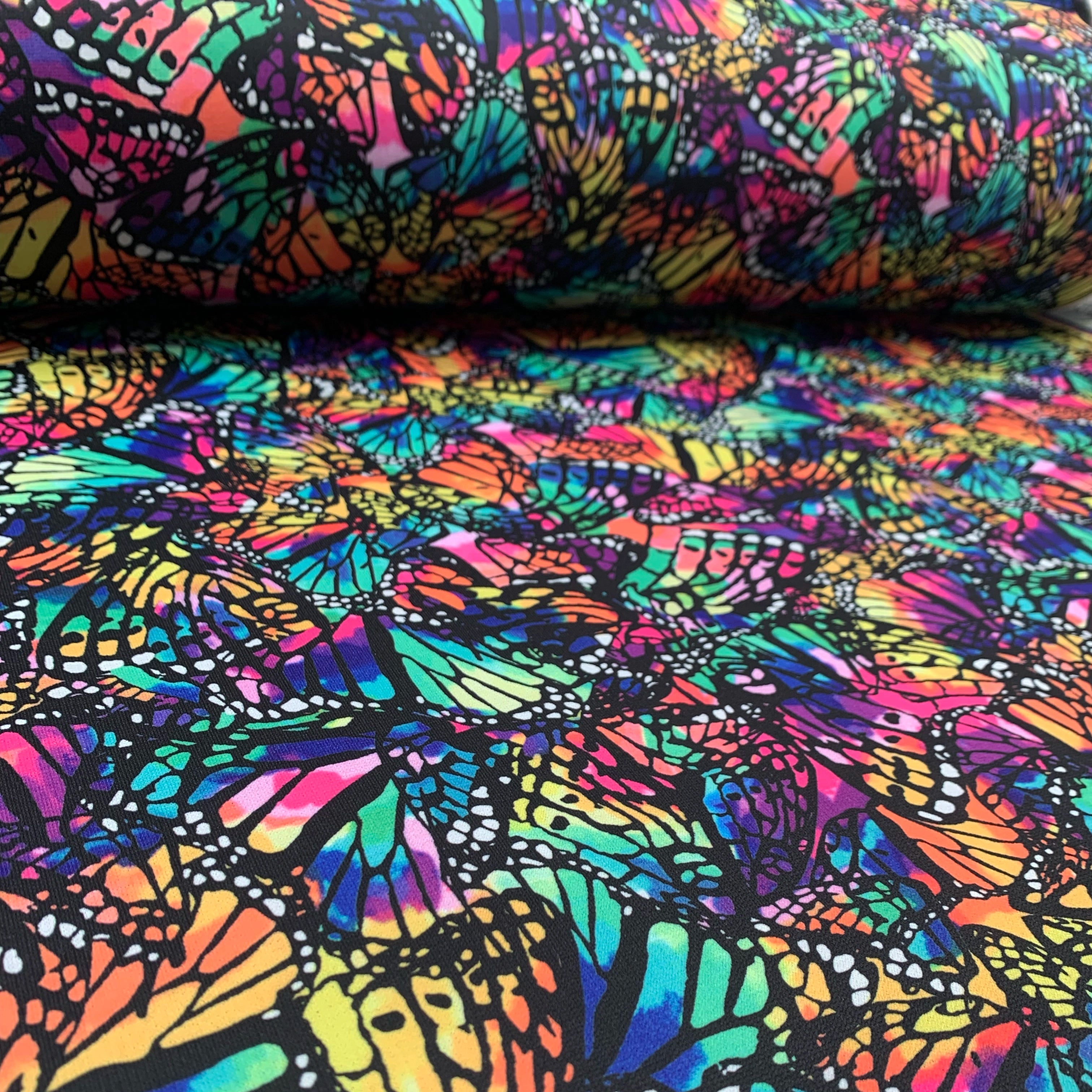 tissu-alpine-papillon-multicolor