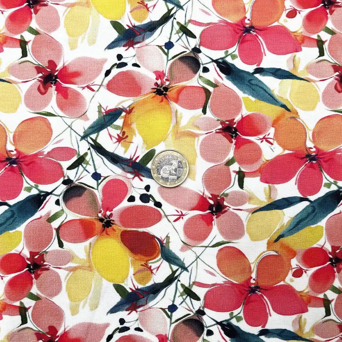 Jersey floral énergique rouge corail – Tissu doux et fluide