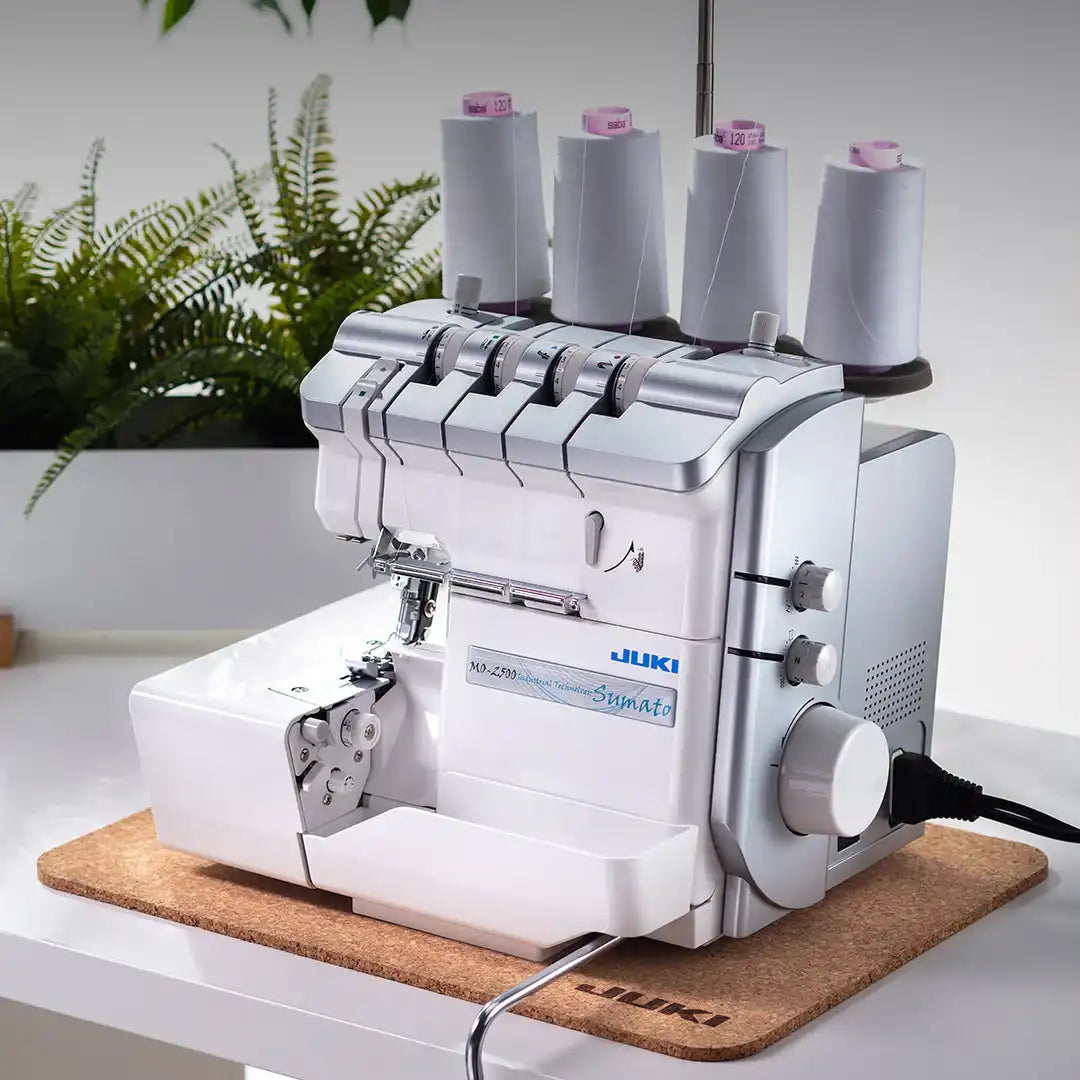 JUKI MO-2500 overlockmachine