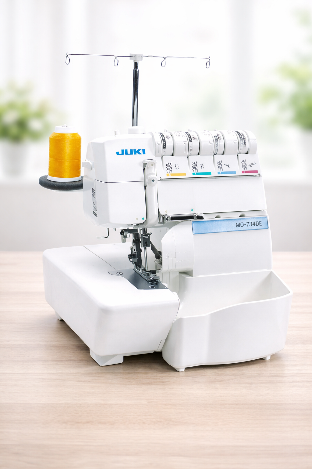 Surjeteuse JUKI MO-734DE