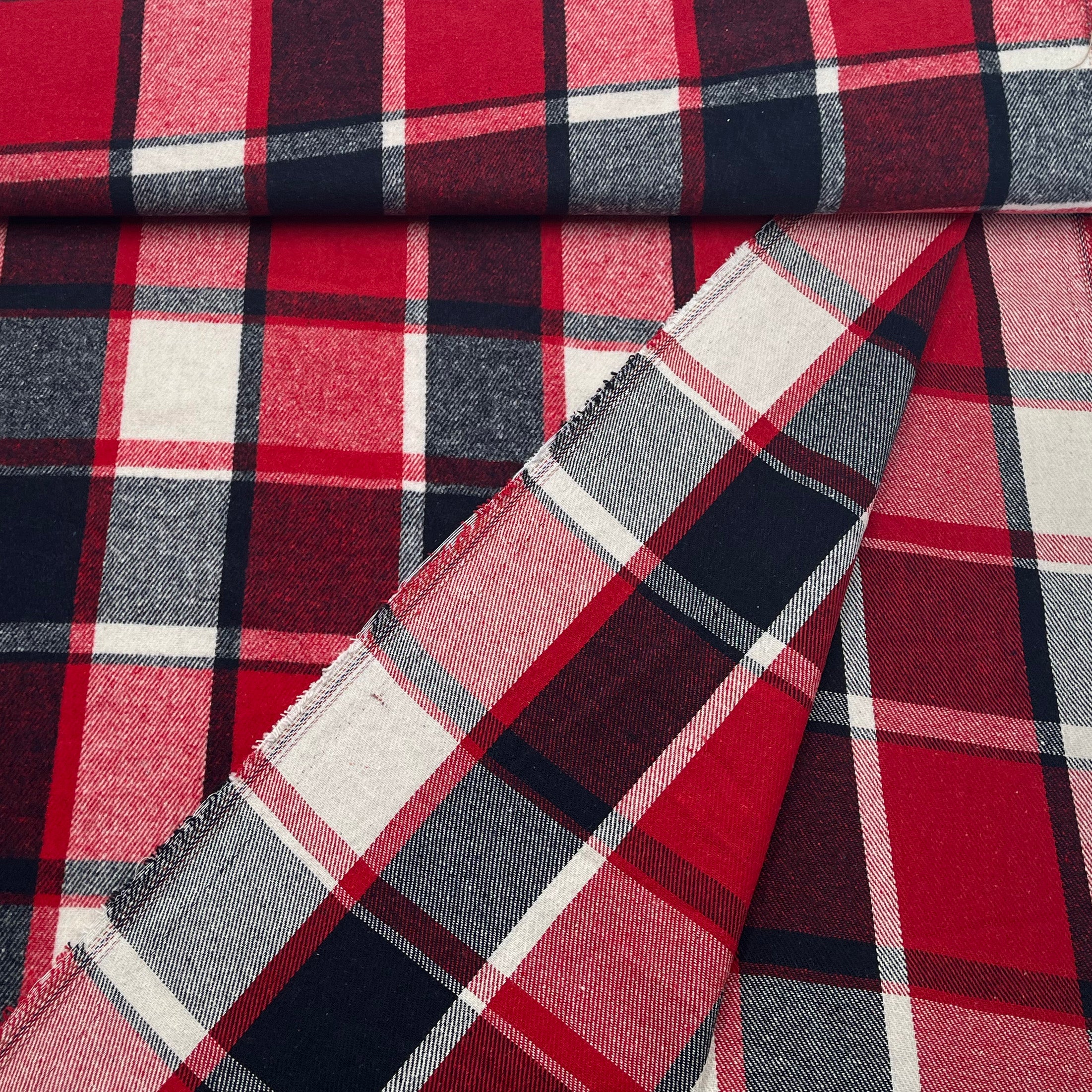 Tissu lainage carreaux rouge et bleu