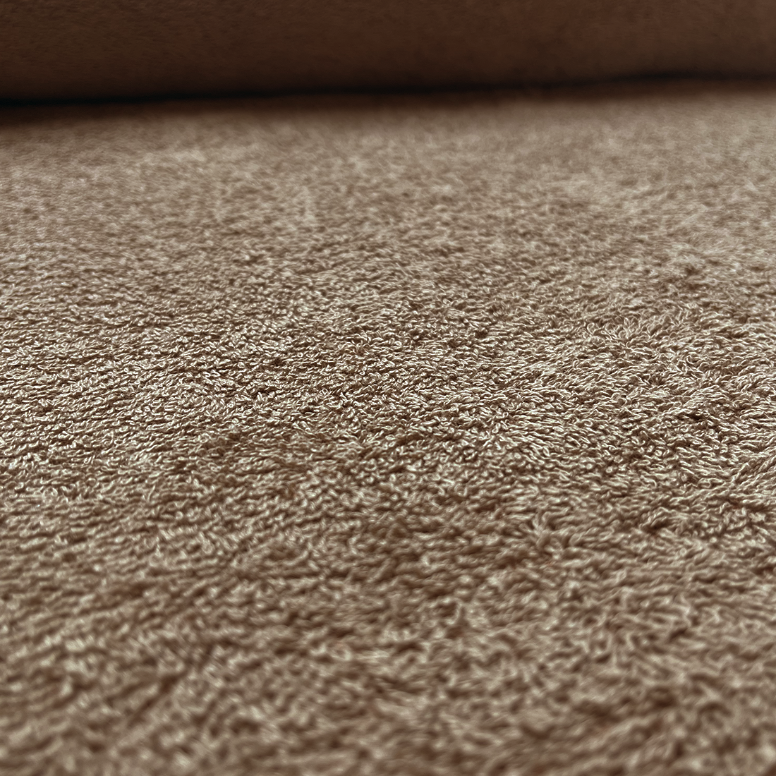 Tissu éponge marron – Idéal pour serviettes, peignoirs et tapis