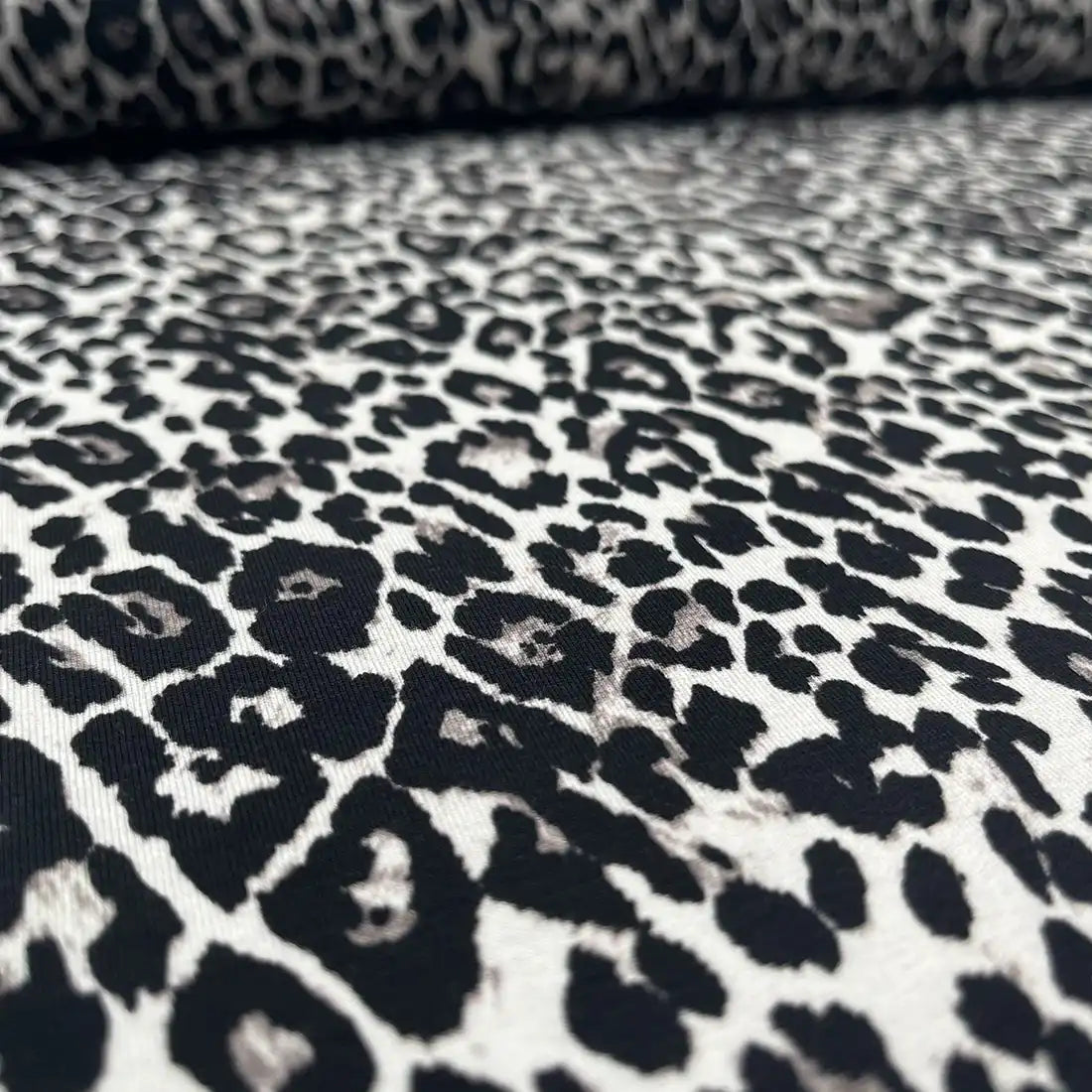 Tissu stretch léopard pour couture mode
