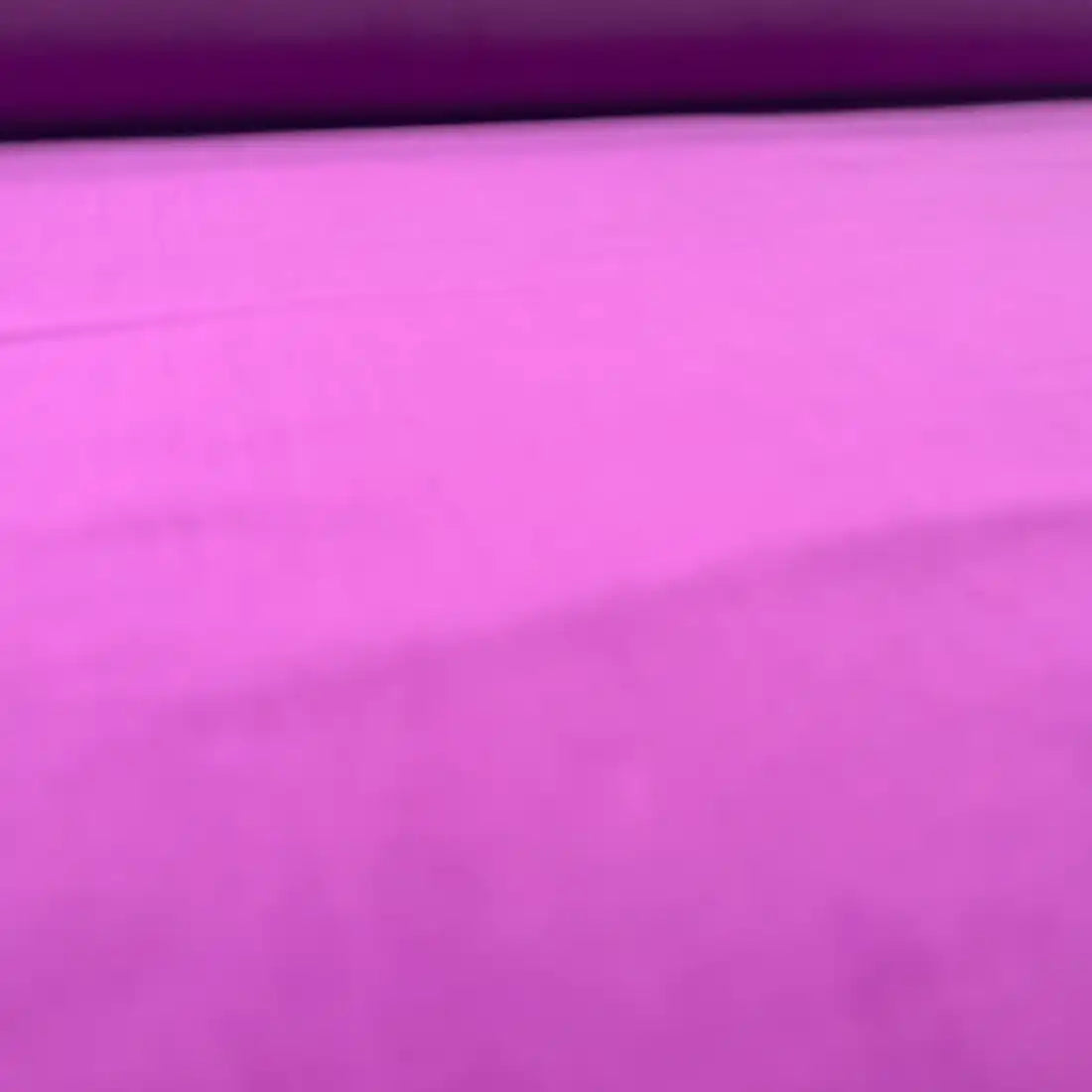 Velours Violet Foncé – Idéal pour Créations Raffinées