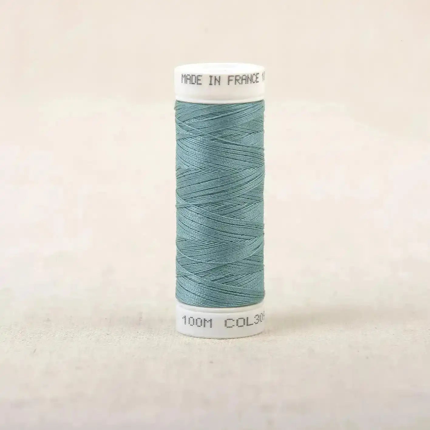 fil-a-coudre-bleu-44692904378711