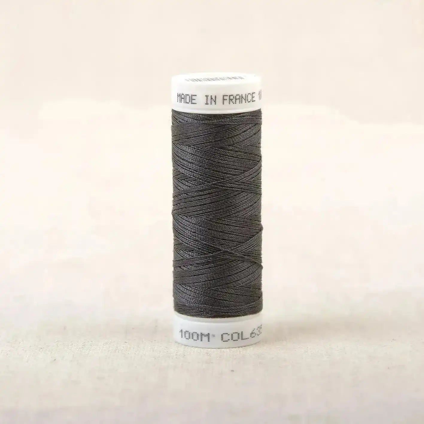 fil-a-coudre-gris-44692923089239