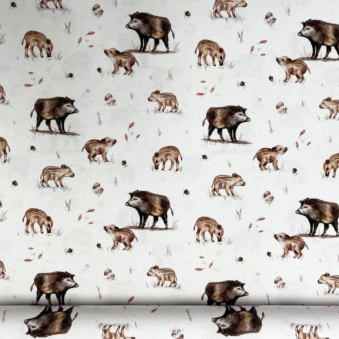 Jersey de coton blanc imprimé sangliers et marcassins