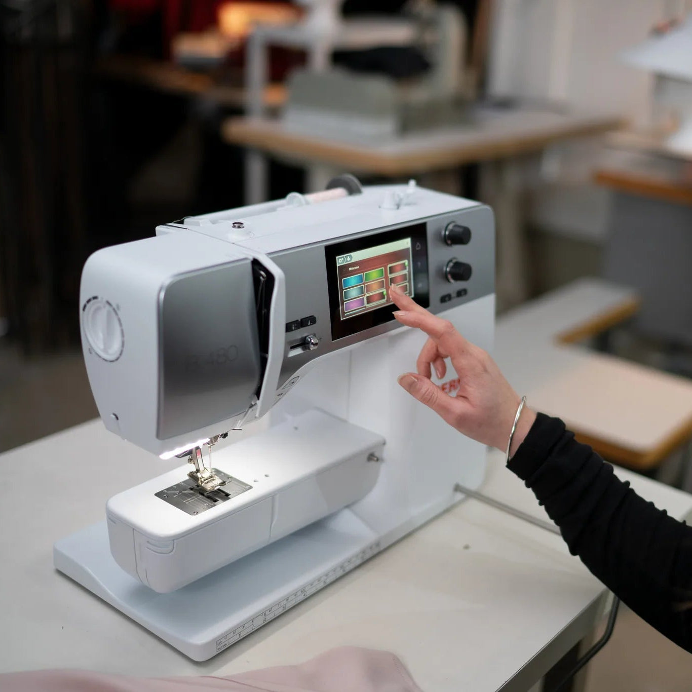 Machine à coudre BERNINA 480 — projet Yvonne Reichmuth