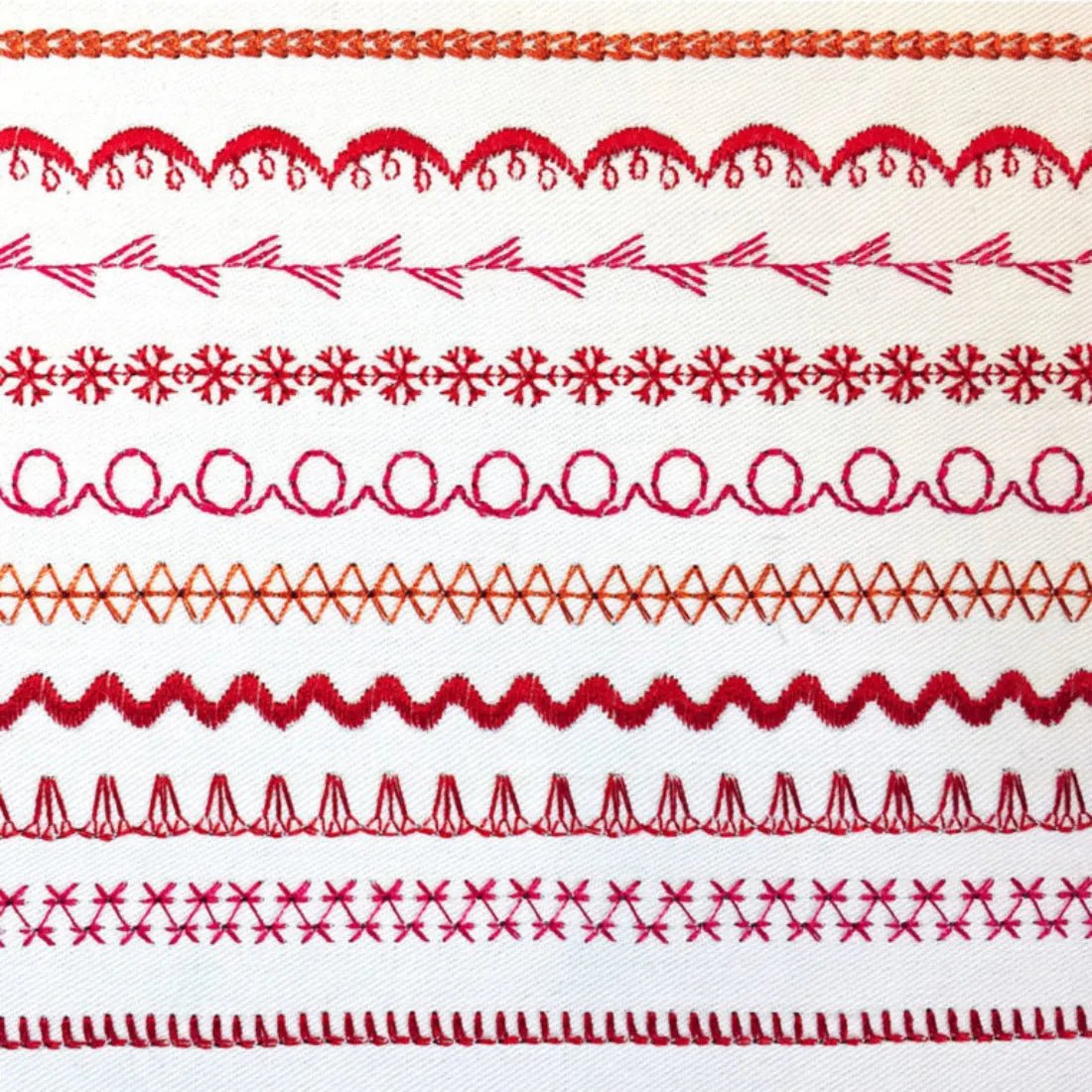 Machine à coudre ELNA experience 530