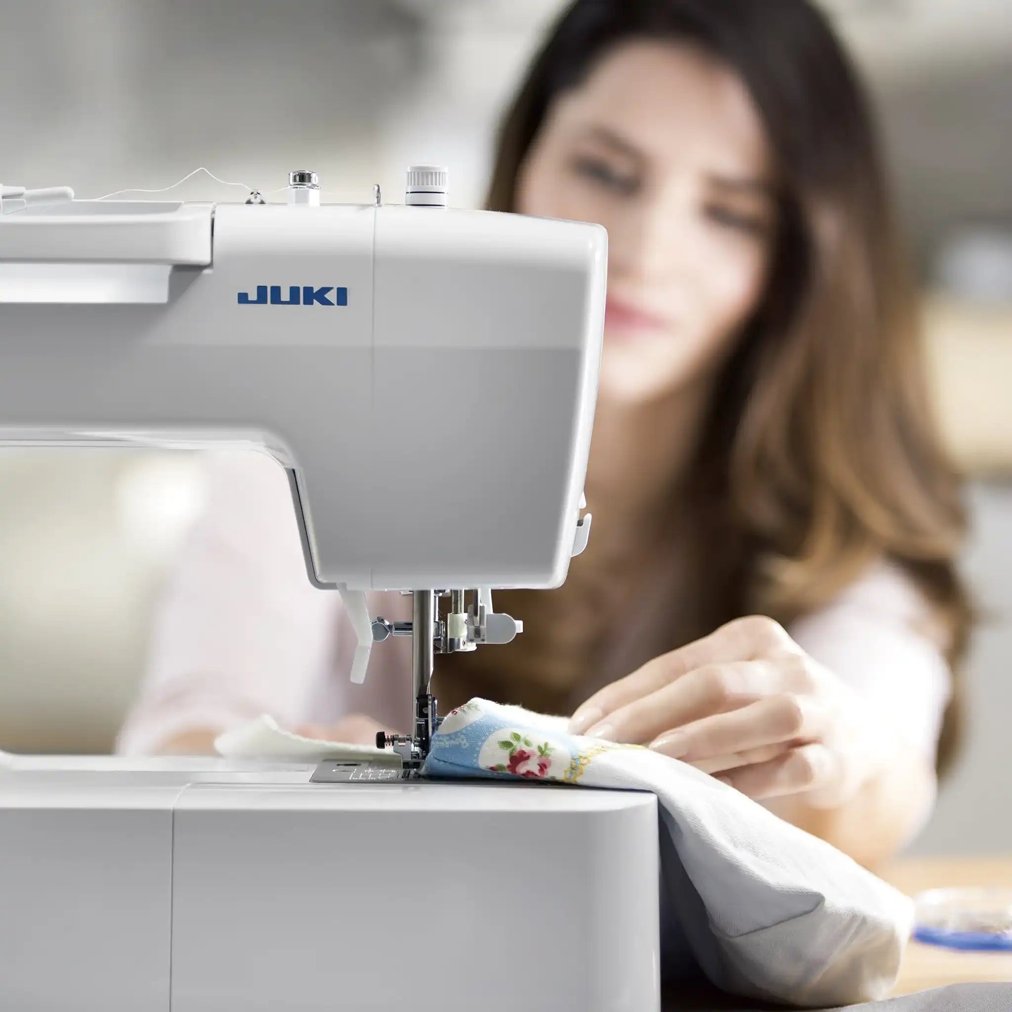 Machine à coudre JUKI HZL - 80H