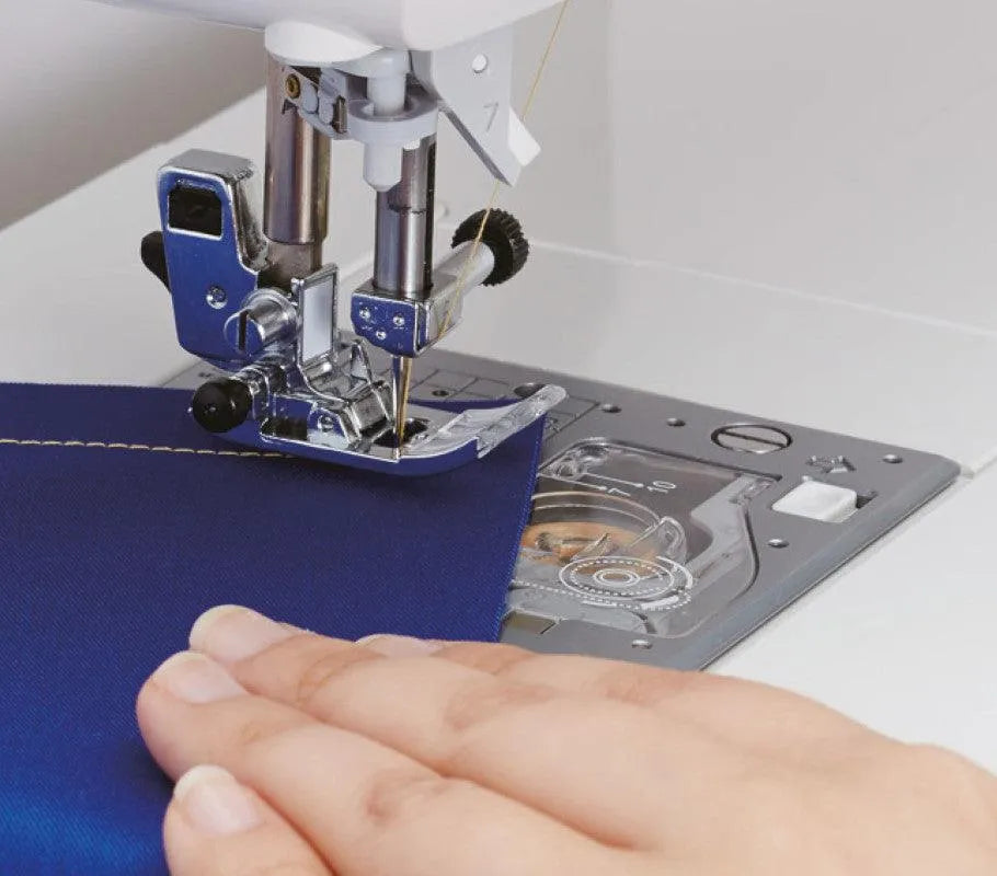 machine-a-coudre-juki-hzl-ux8-12