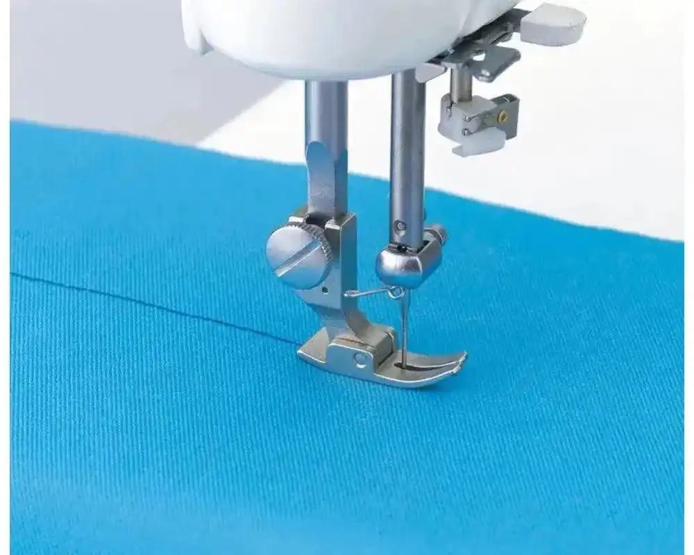 Machine à coudre semi - industrielle JUKI TL - 2300