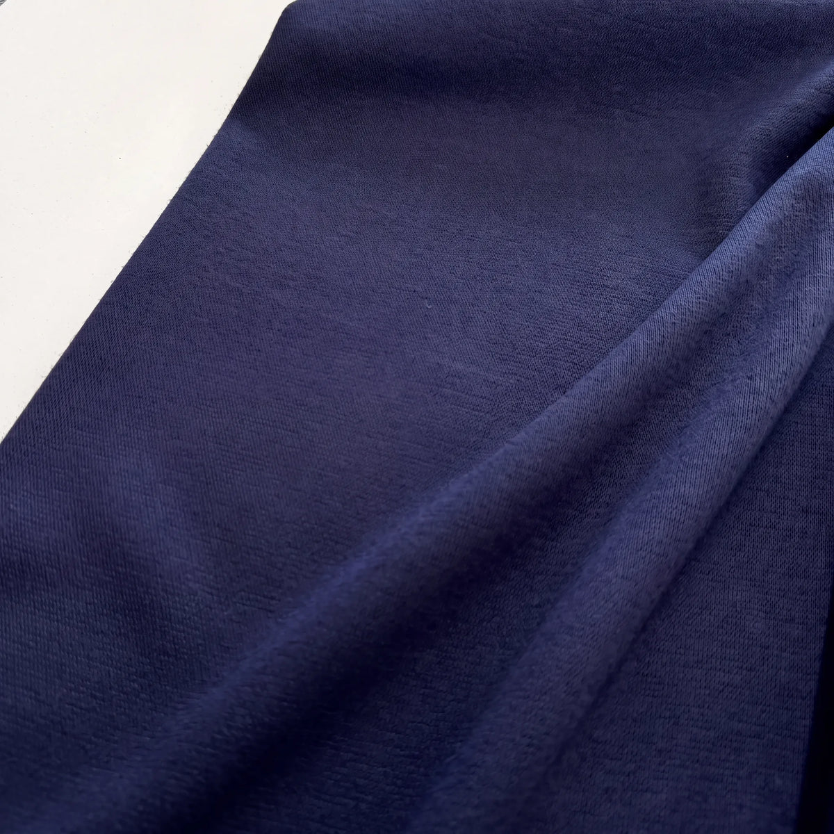 Texture de la maille tricot bleu marine