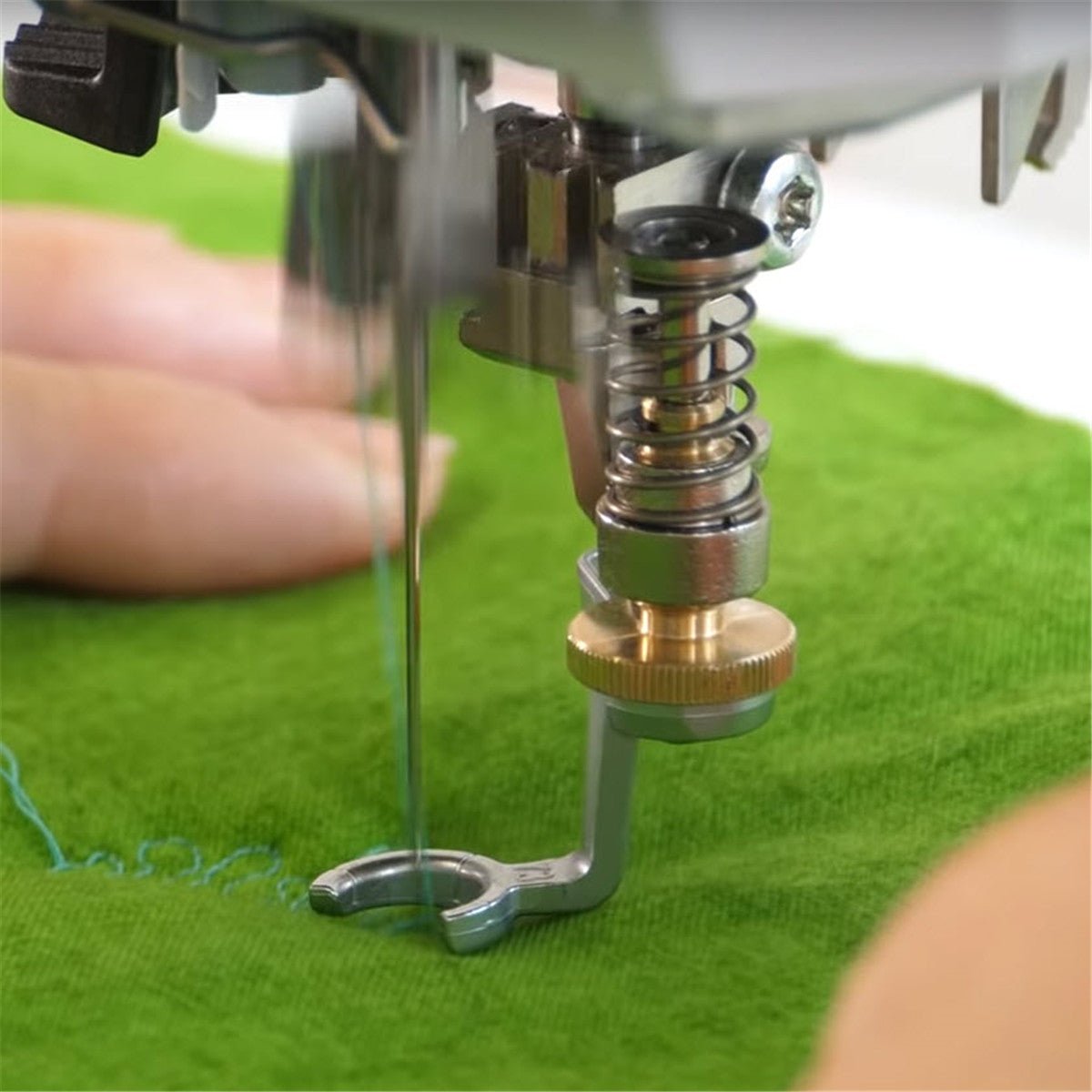 Pied ajustable pour pointillage BERNINA #73