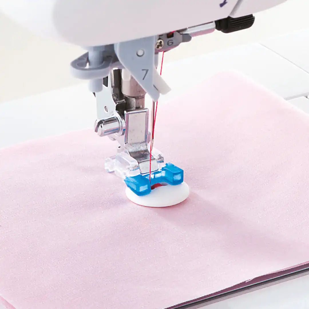 Pied pose bouton Juki