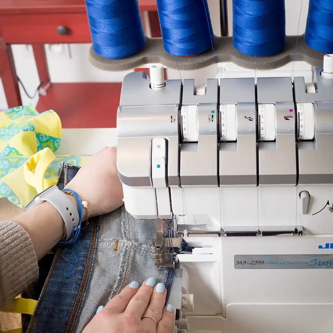 Surjeteuse JUKI MO - 2500