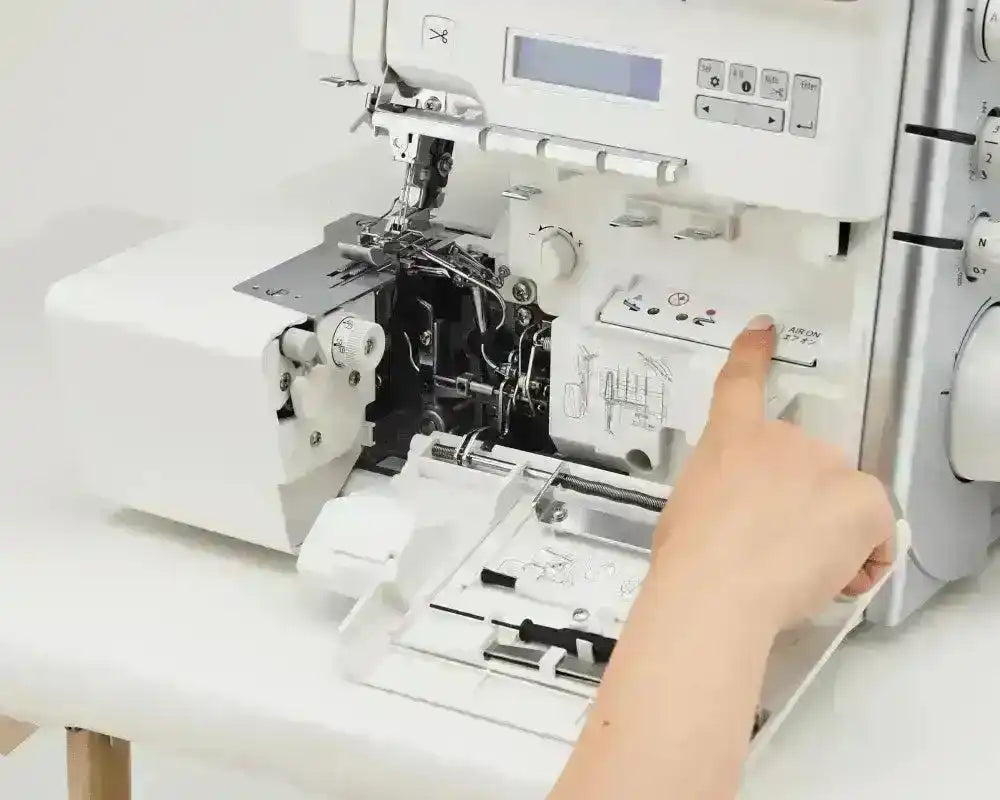 Surjeteuse Juki MO-3500