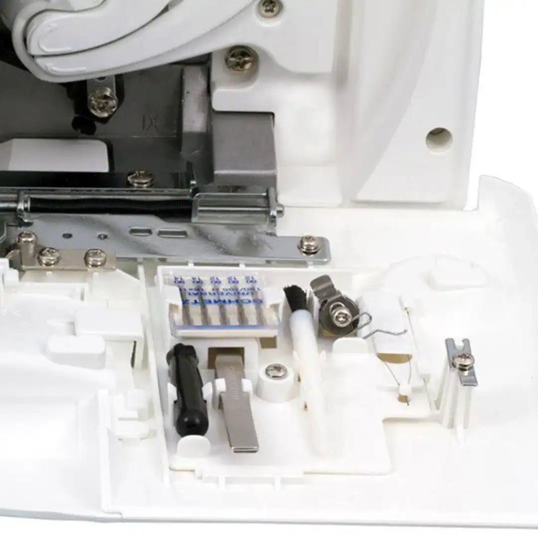 Surjeteuse JUKI MO - 734DE