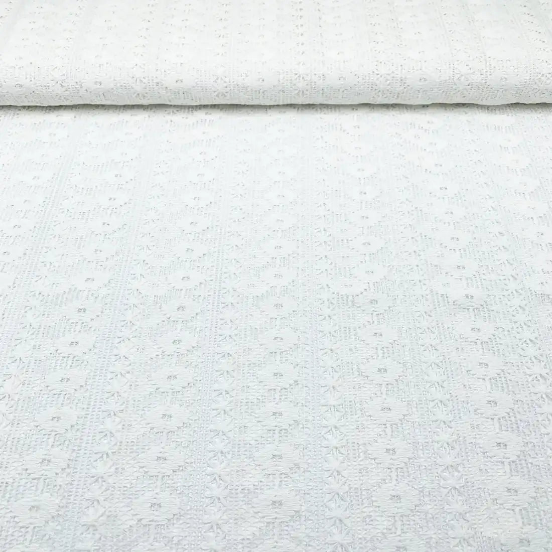 Tissu Crochet Blanc
