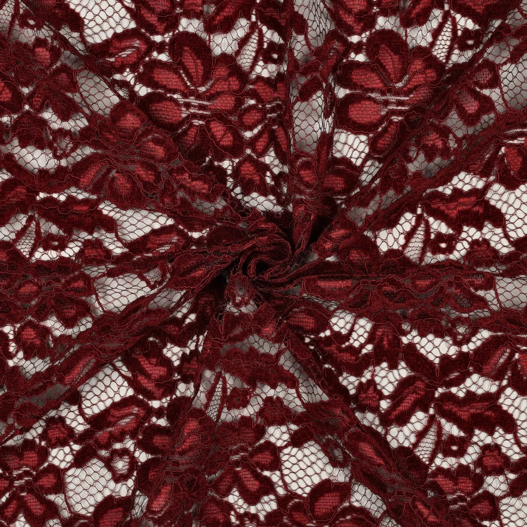 Dentelle bordeaux fleurie drapée