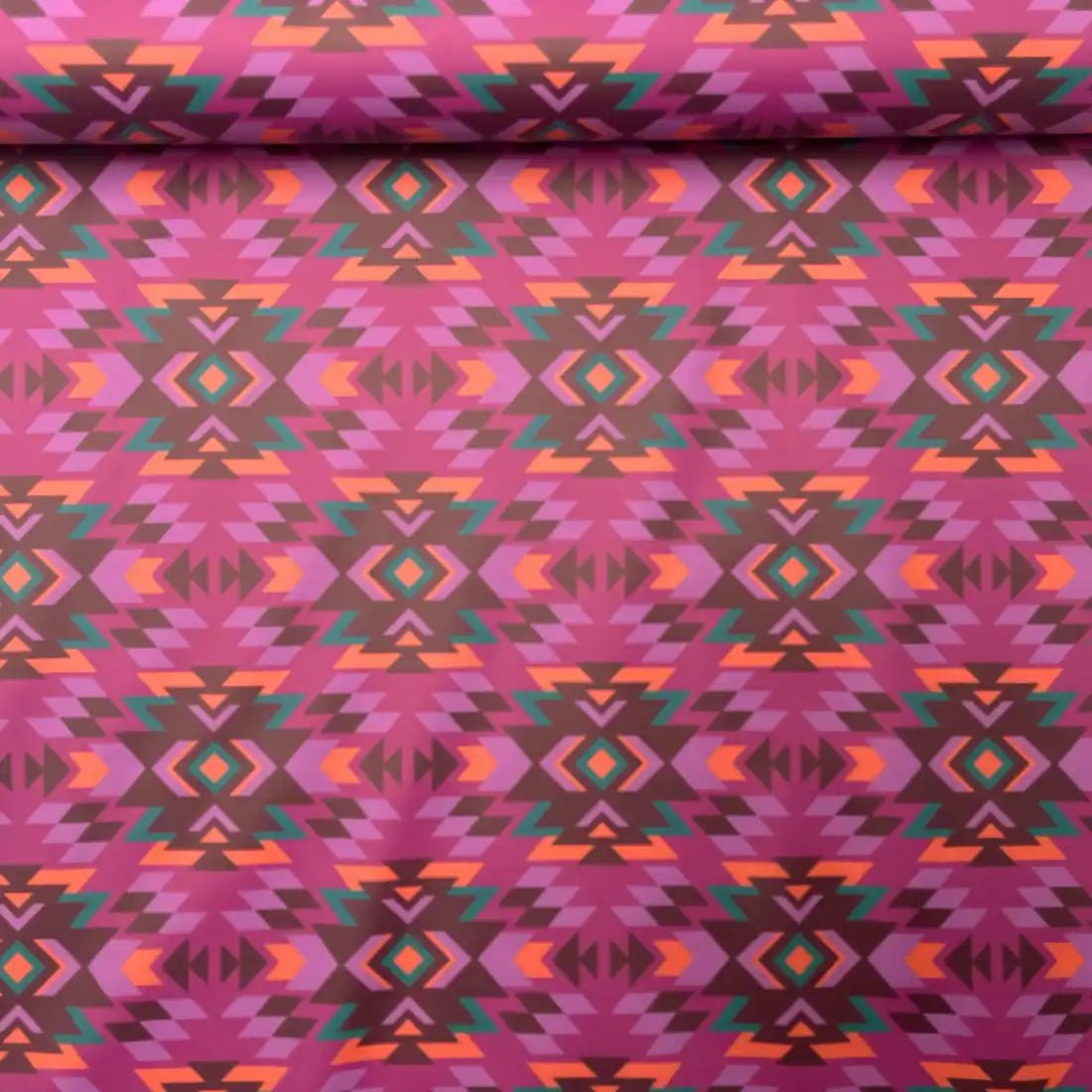 Tissu Imperméable Ethnique Graphique – Idéal pour Vestes de Pluie Audacieuses