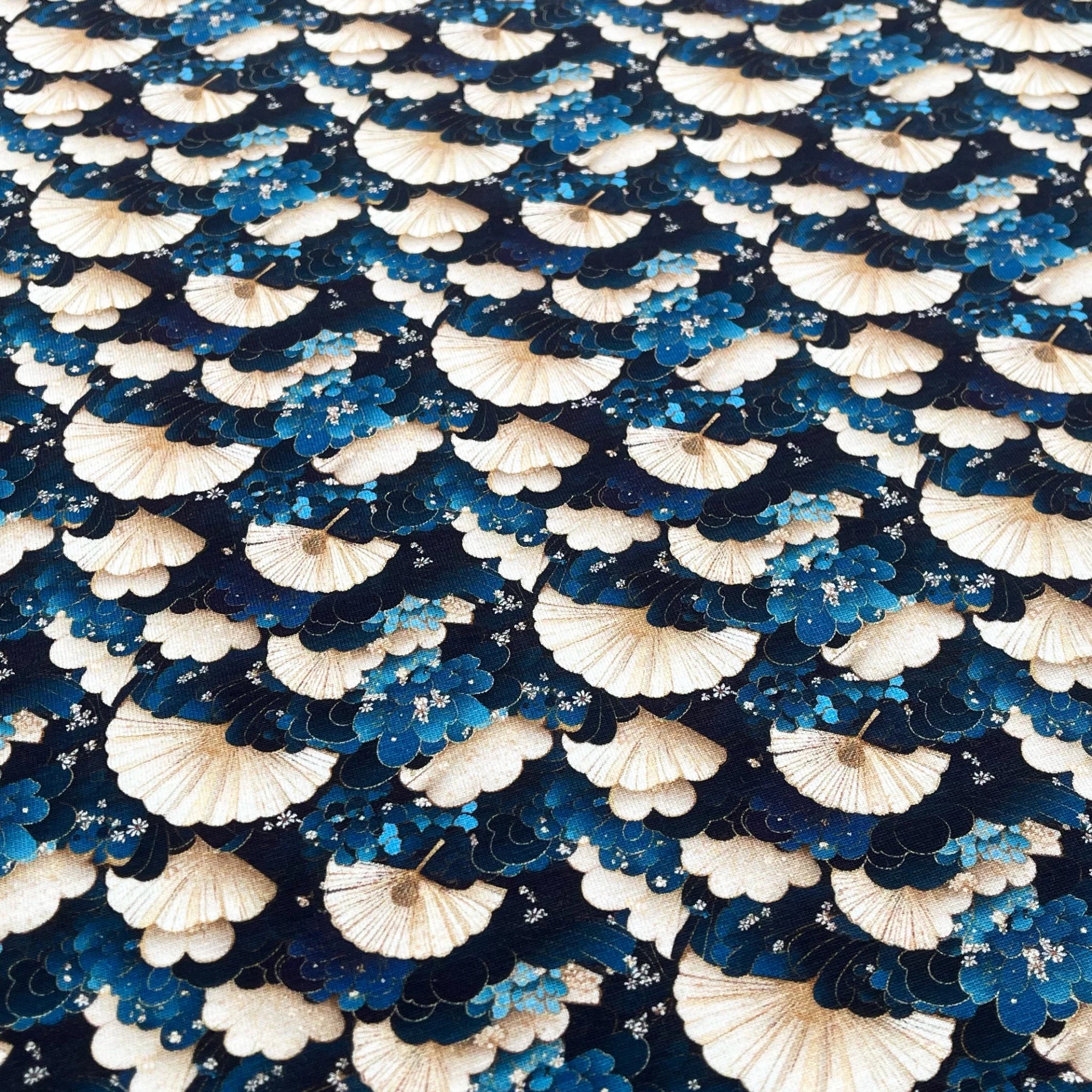 Tissu Jersey de Coton éventails japonais bleus2