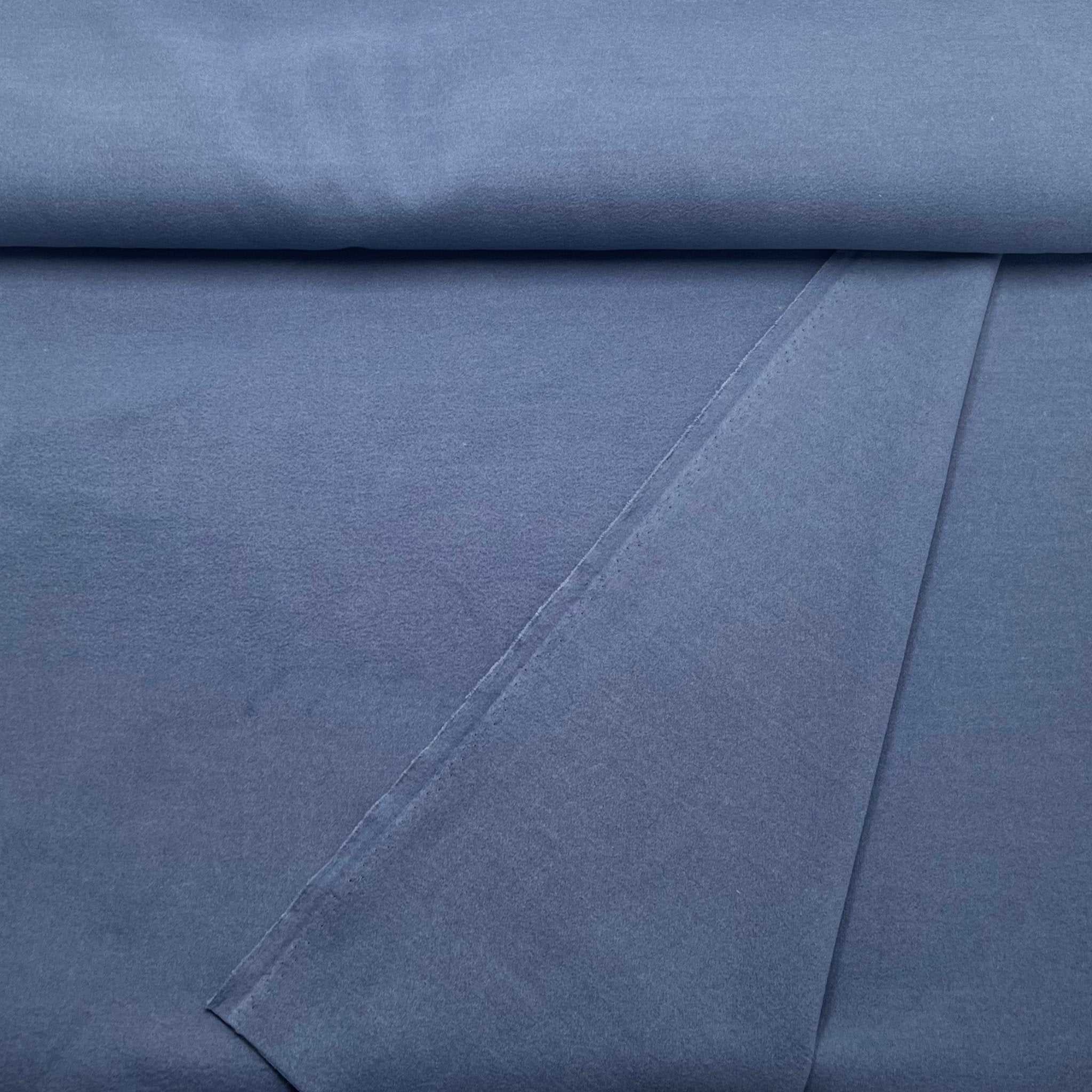 Tissu lainage bleu