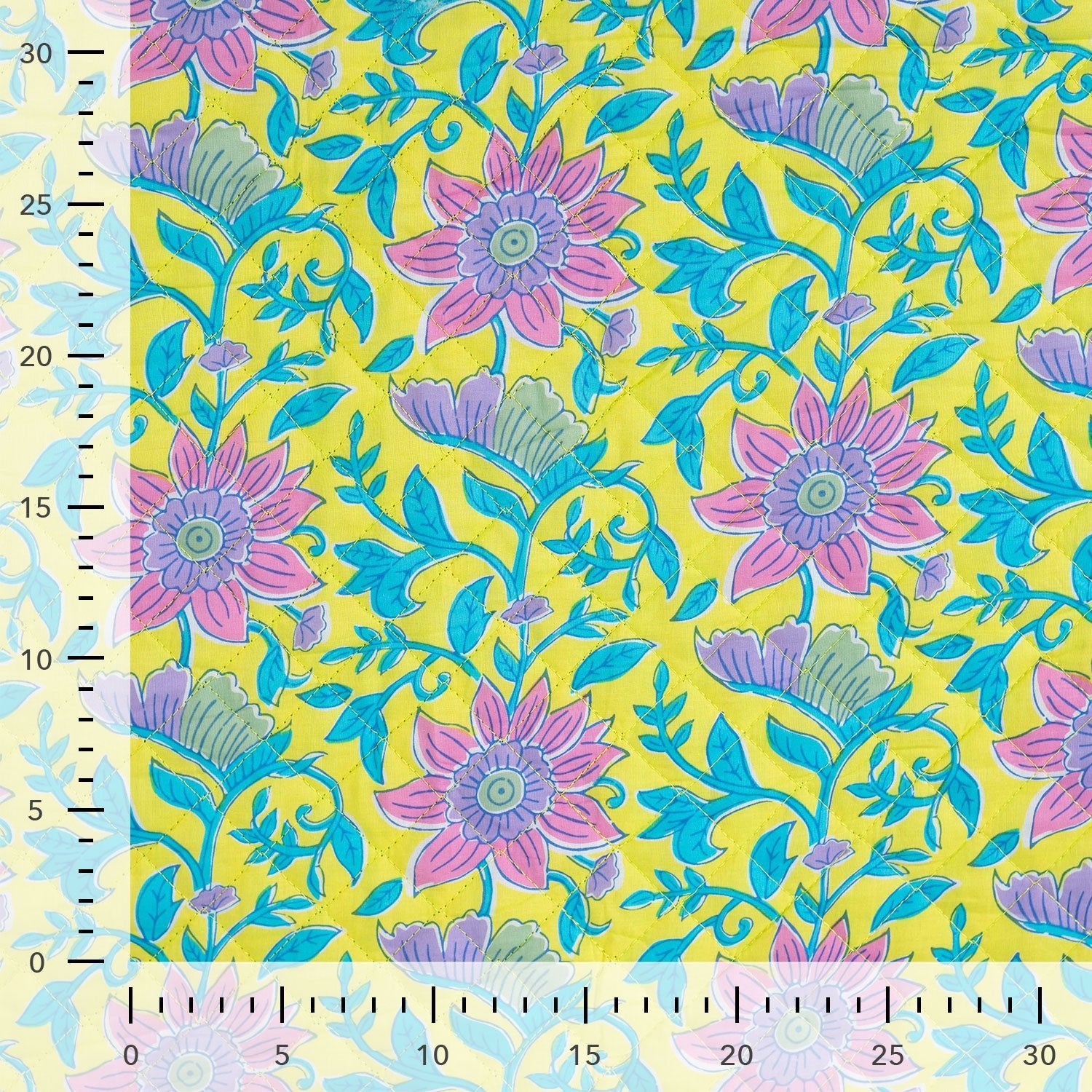 Tissu matelassé fleur royale