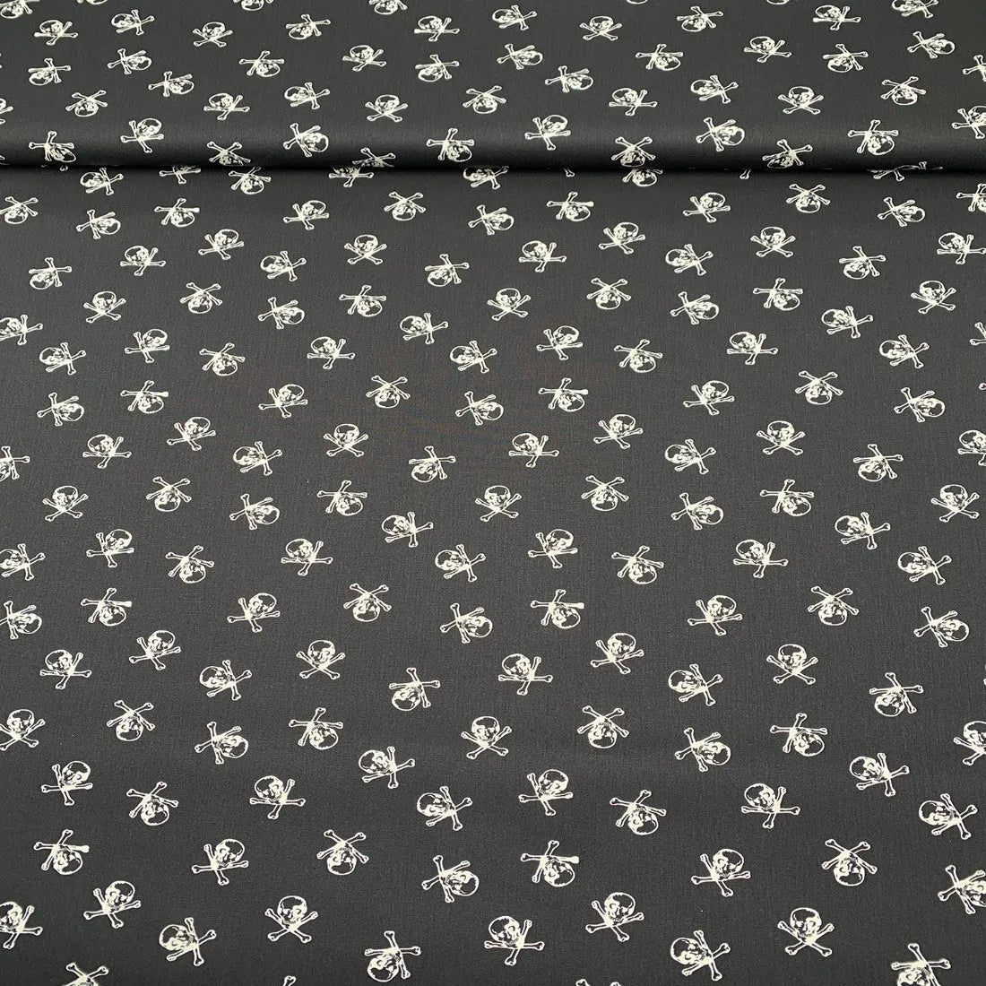 Tissu Popeline Tête de Mort