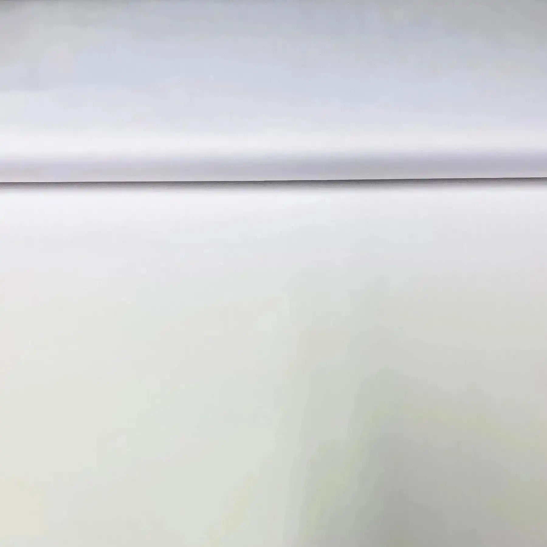 Tissu satin blanc
