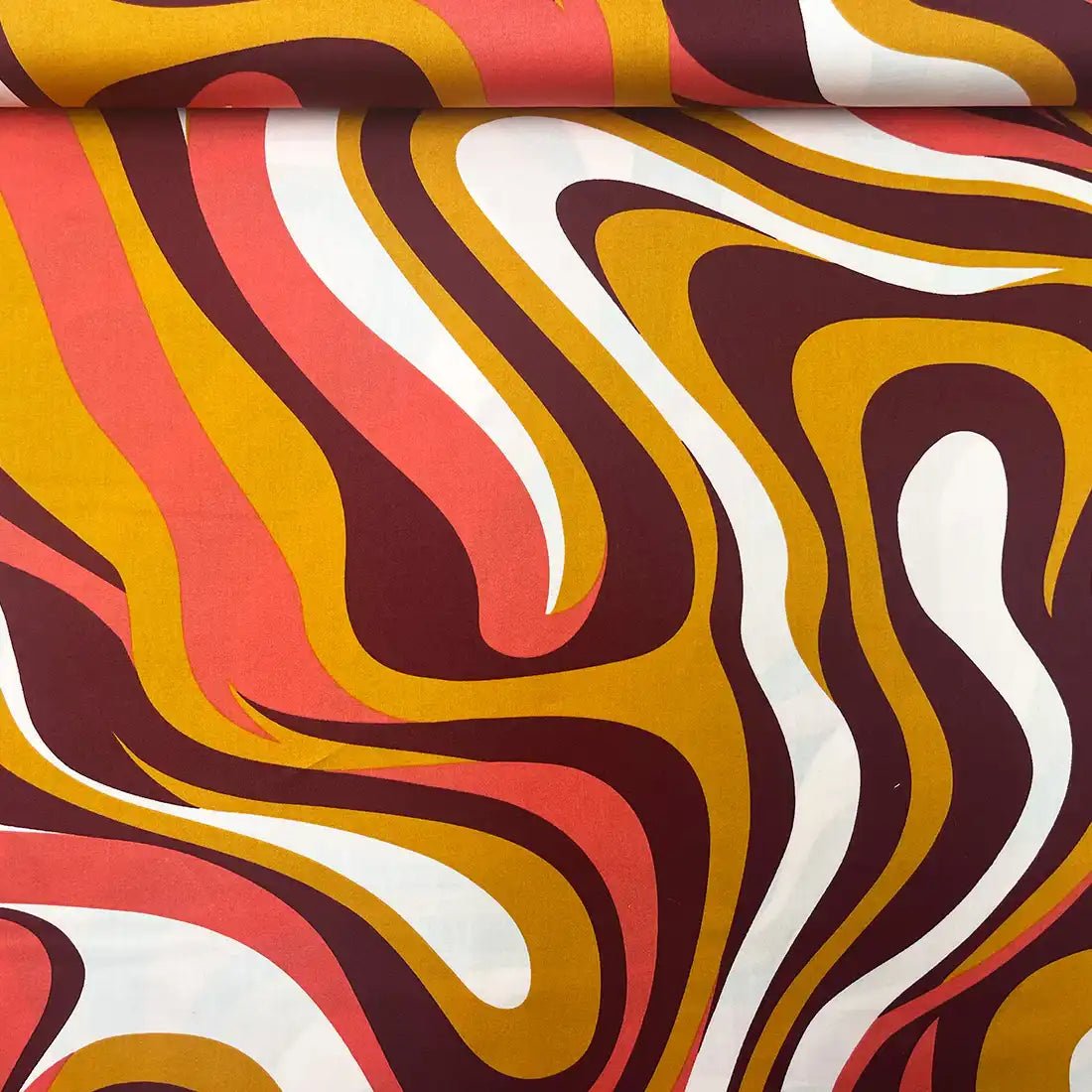 Tissu satin de coton "Vagues Chaleureuses" style seventies