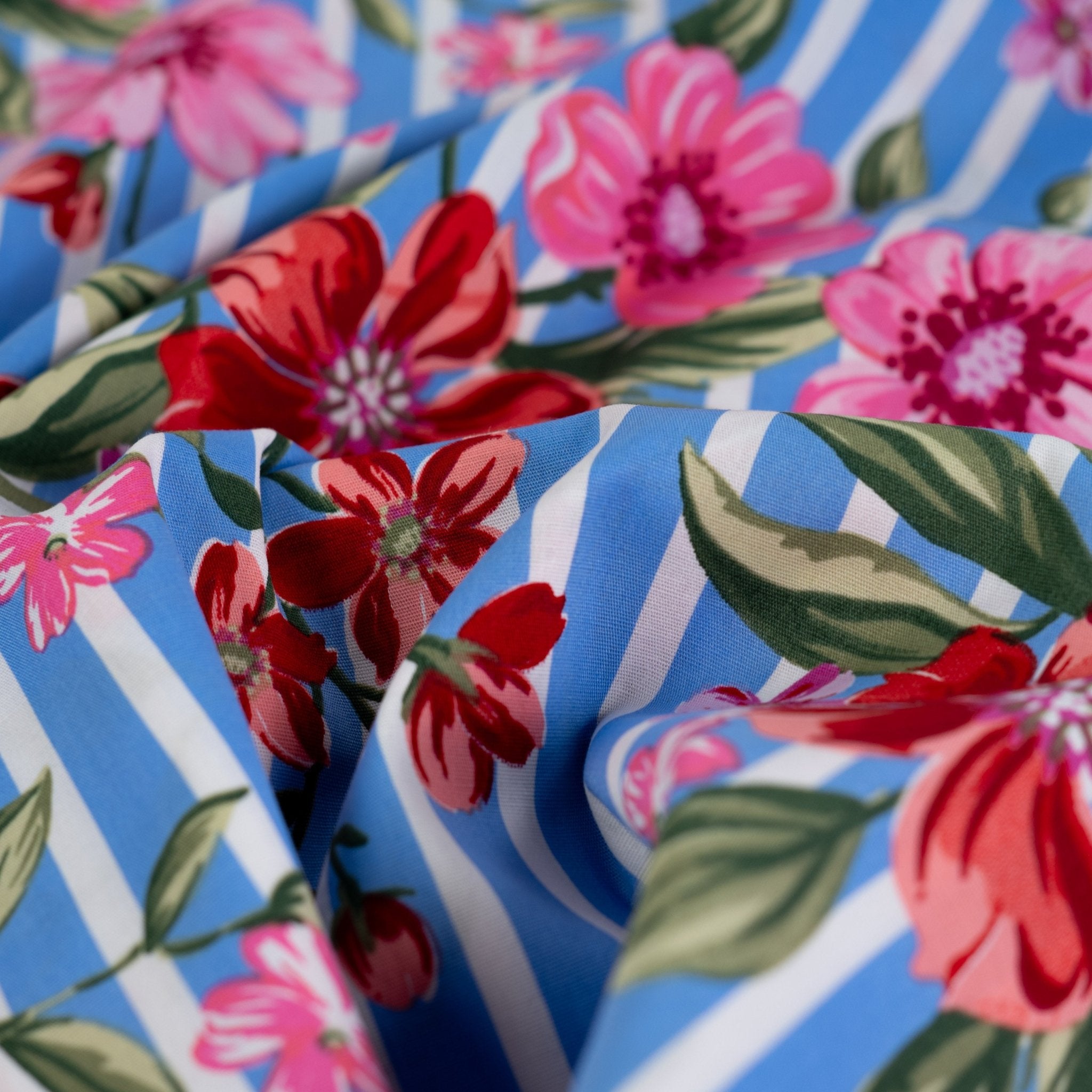 Tissu Stretch linéaire fleurs