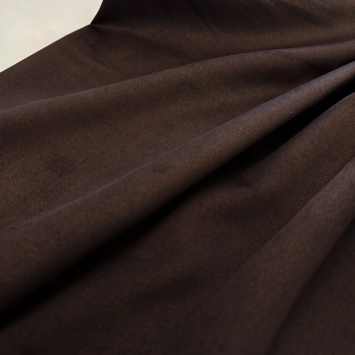 Suédine stretch brun chocolat au toucher doux