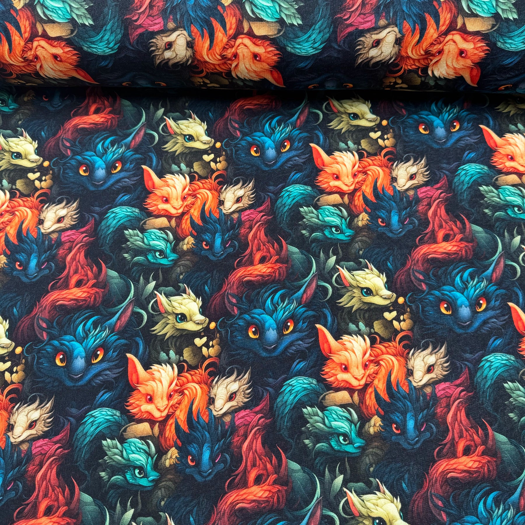 Tissu Sweat Dragon