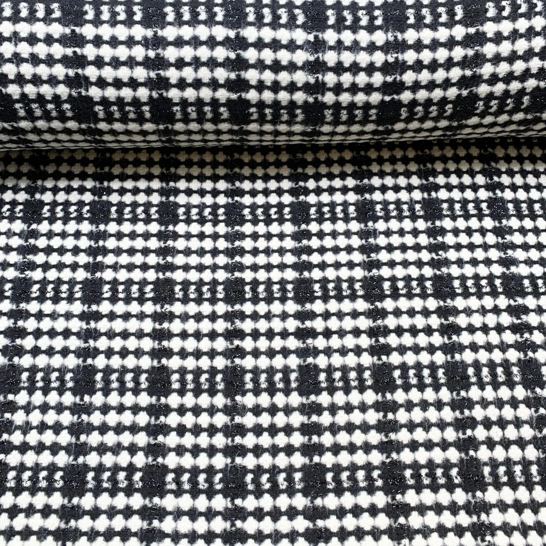 Tissu Tweed " style Chanel " avec fil brillant