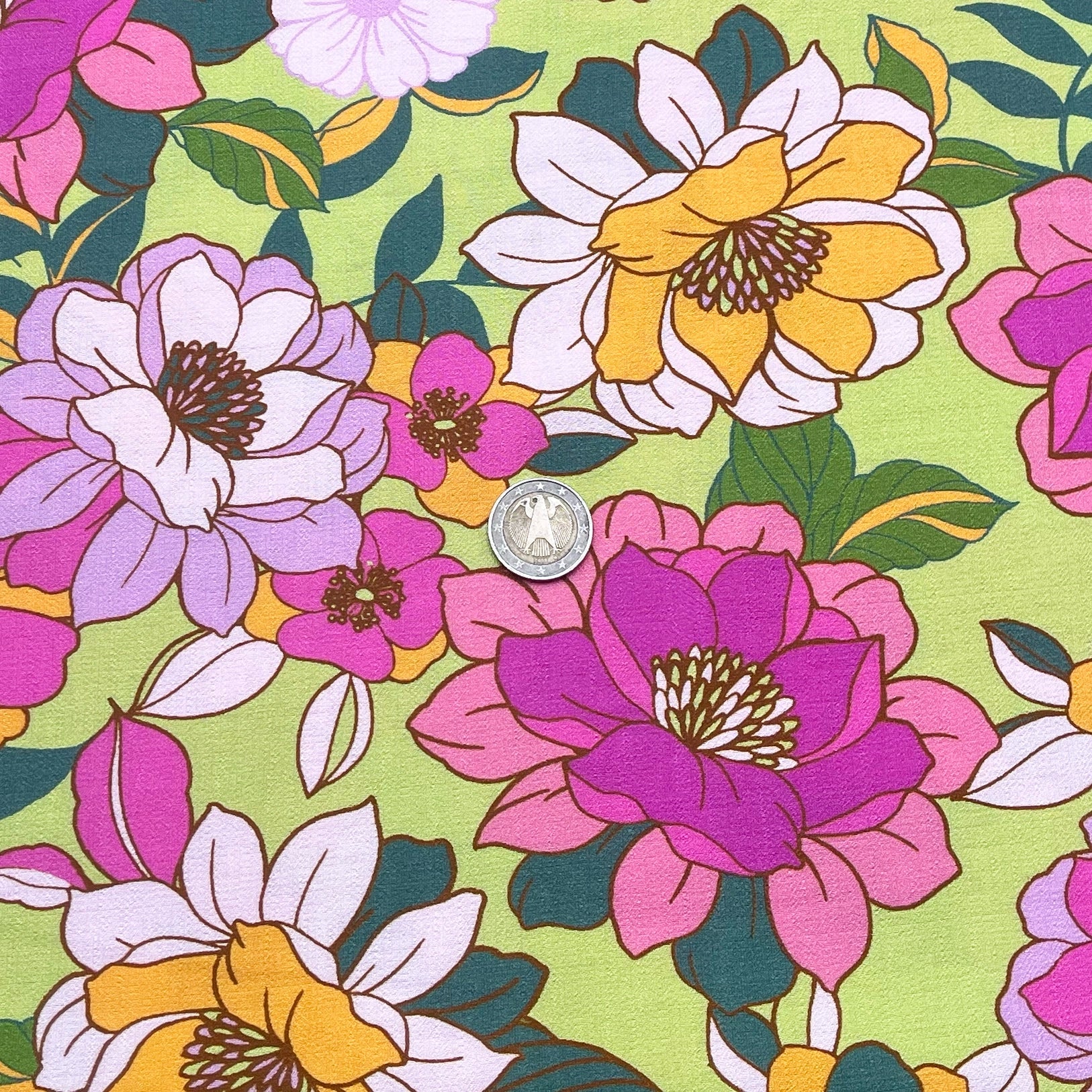 tissu_viscose_crepe_fleur_de_printemps
