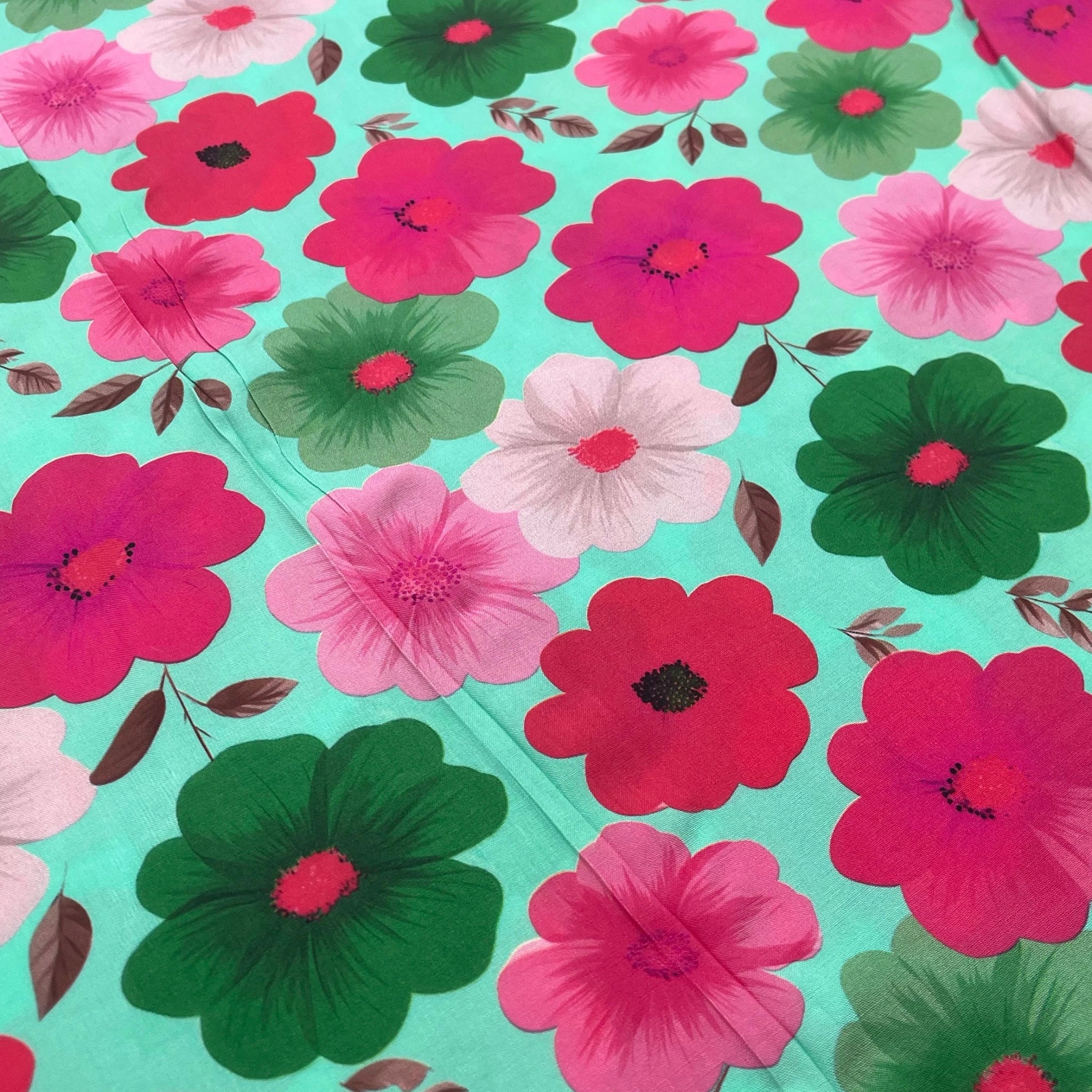 tissu_viscose_jardin_fleuri_menthe_et_rose
