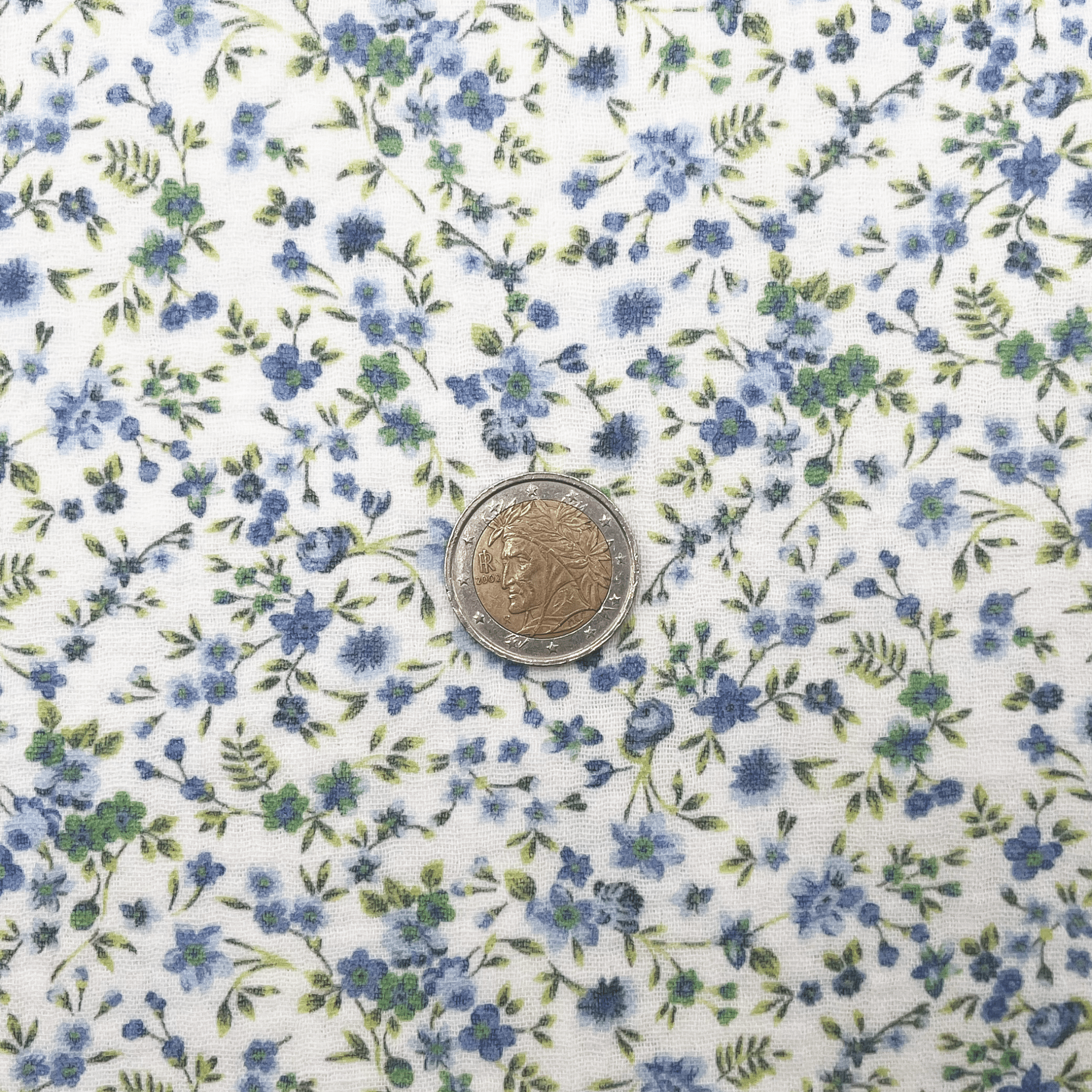 Tissus double gaze fleurs bleues