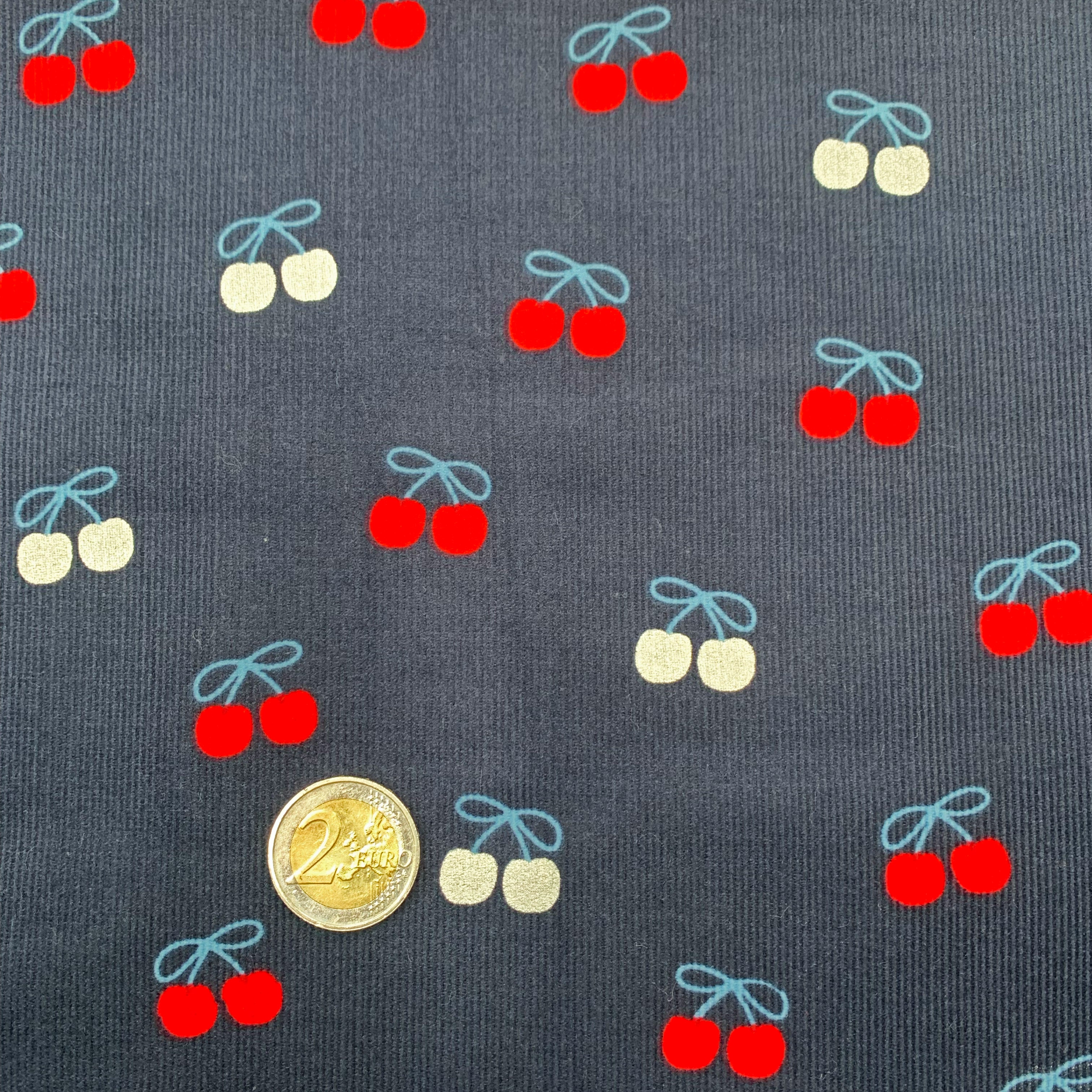 tissu-milleraie-bleu-cerise-taille-motif