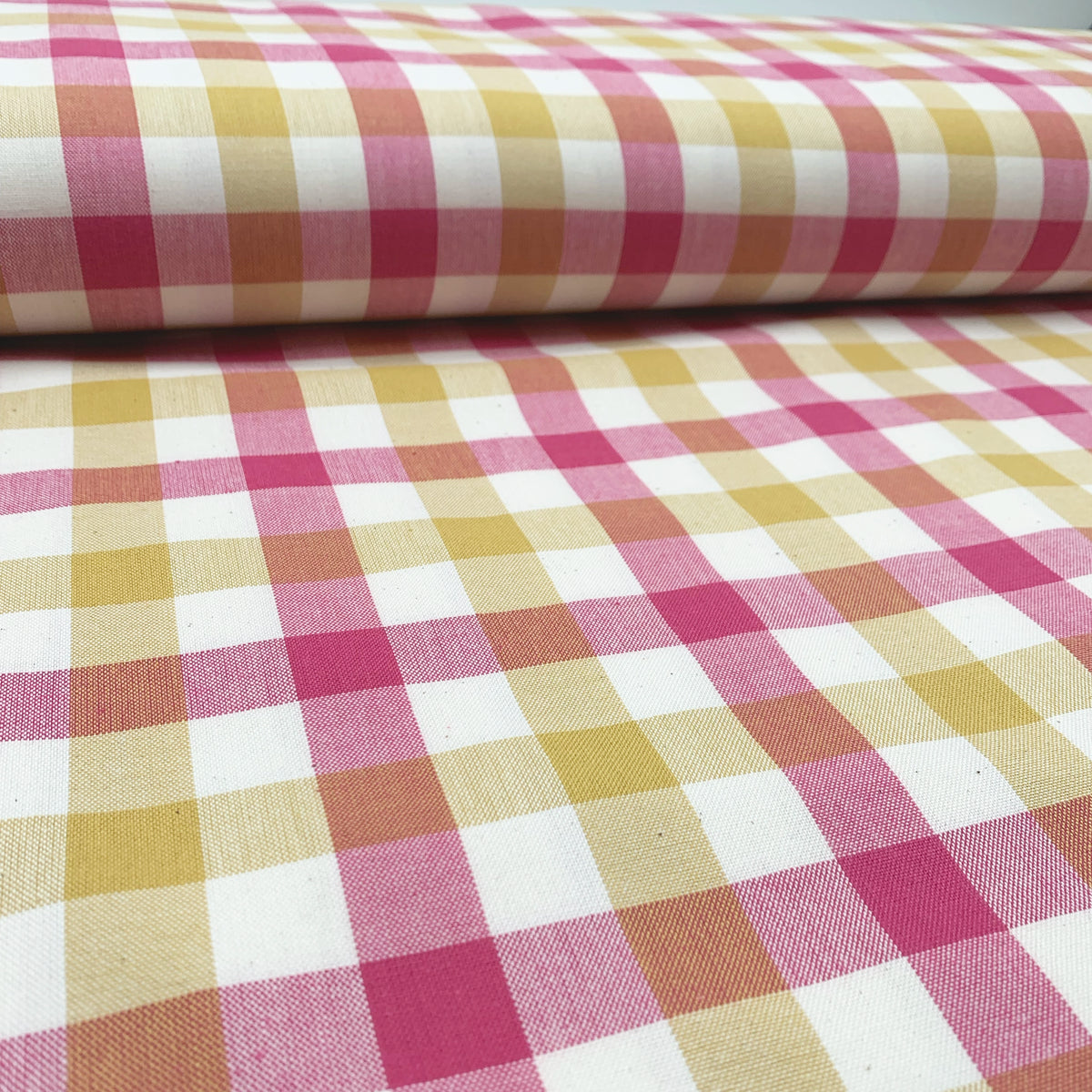 tissu-vichy-rose-jaune