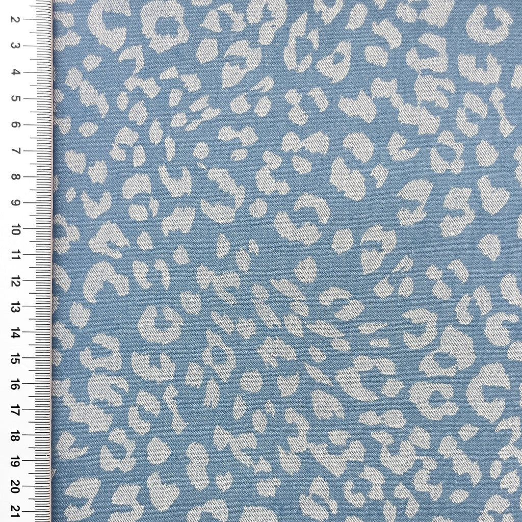 Tissu-jean-leopard-clair