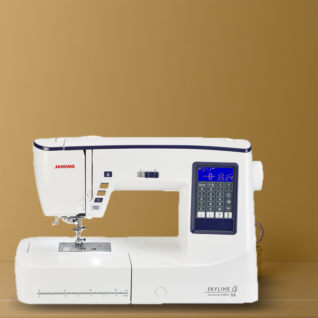 Skyline S3 AE – la machine idéale pour coudre avec précision et confort