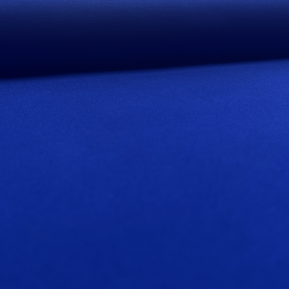 Tissu Punto bleu roi – Tombé lourd et texture douce
