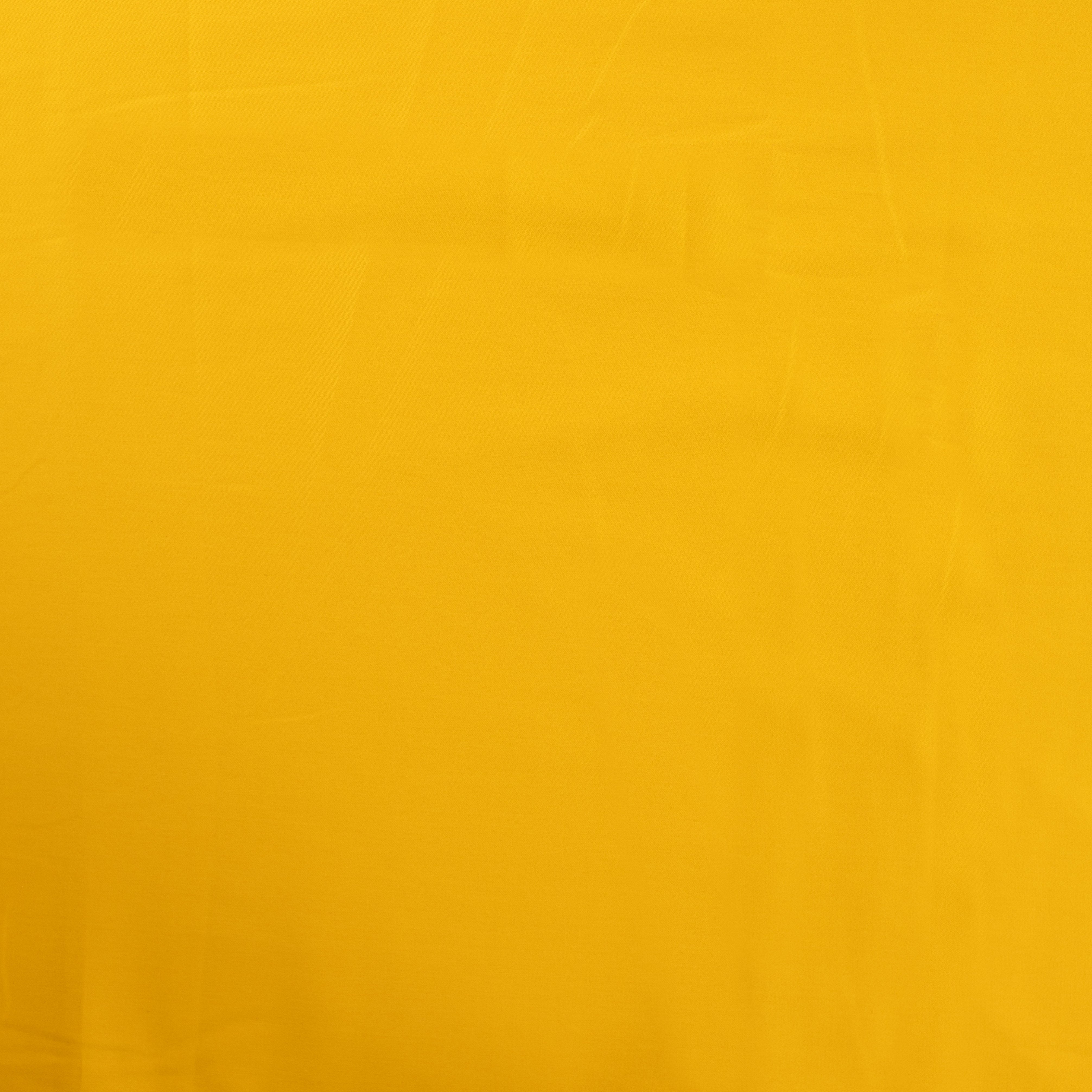 Tissu Satin de Coton jaune moutarde – Lumière et élégance assurées