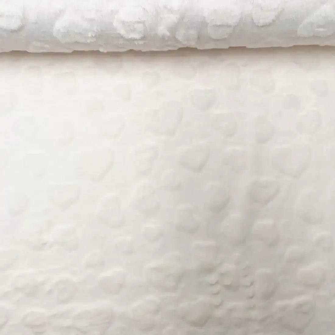 Fausse Fourrure Blanche Ultra Douce motif Cœur