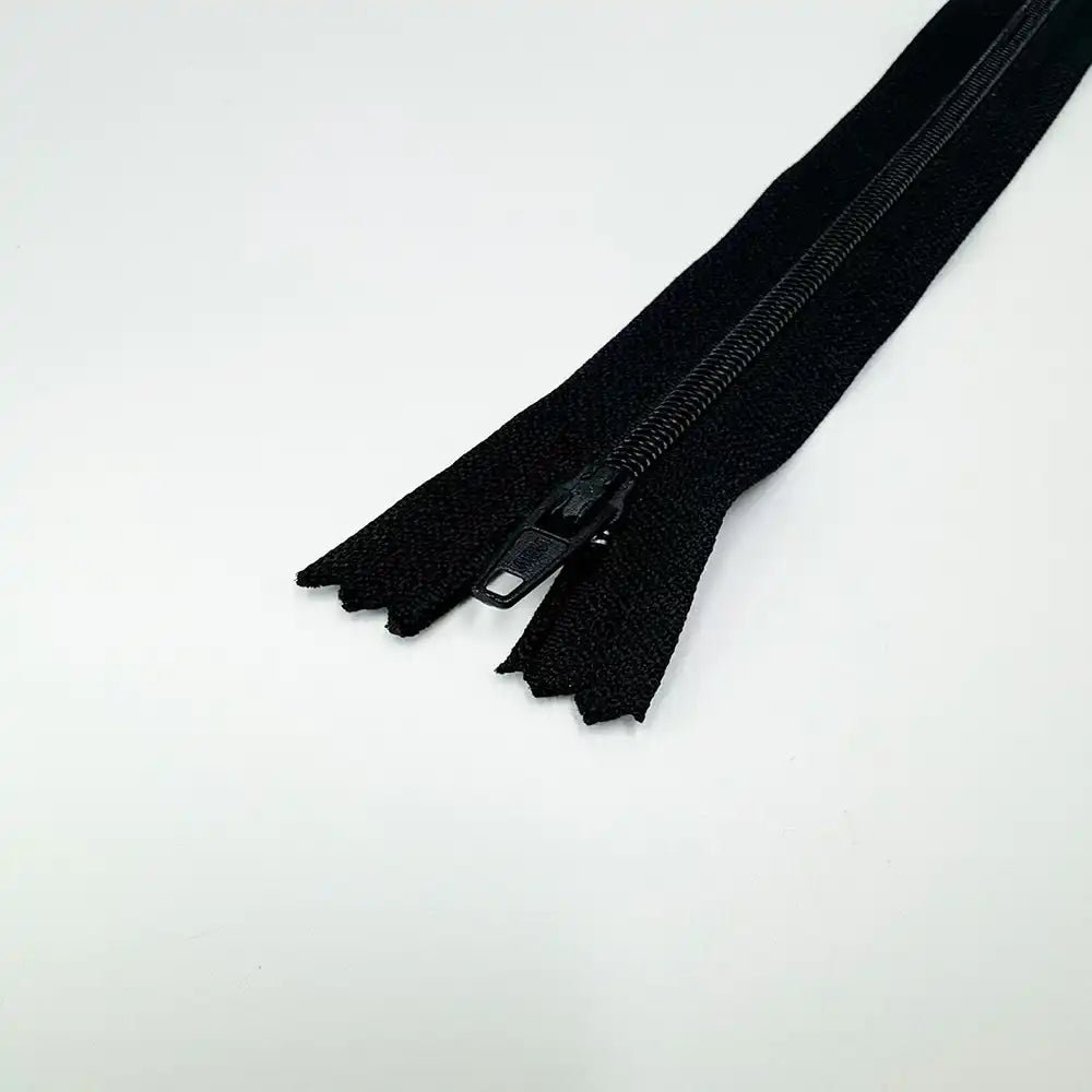 Fermeture éclair / tirette / zip noir