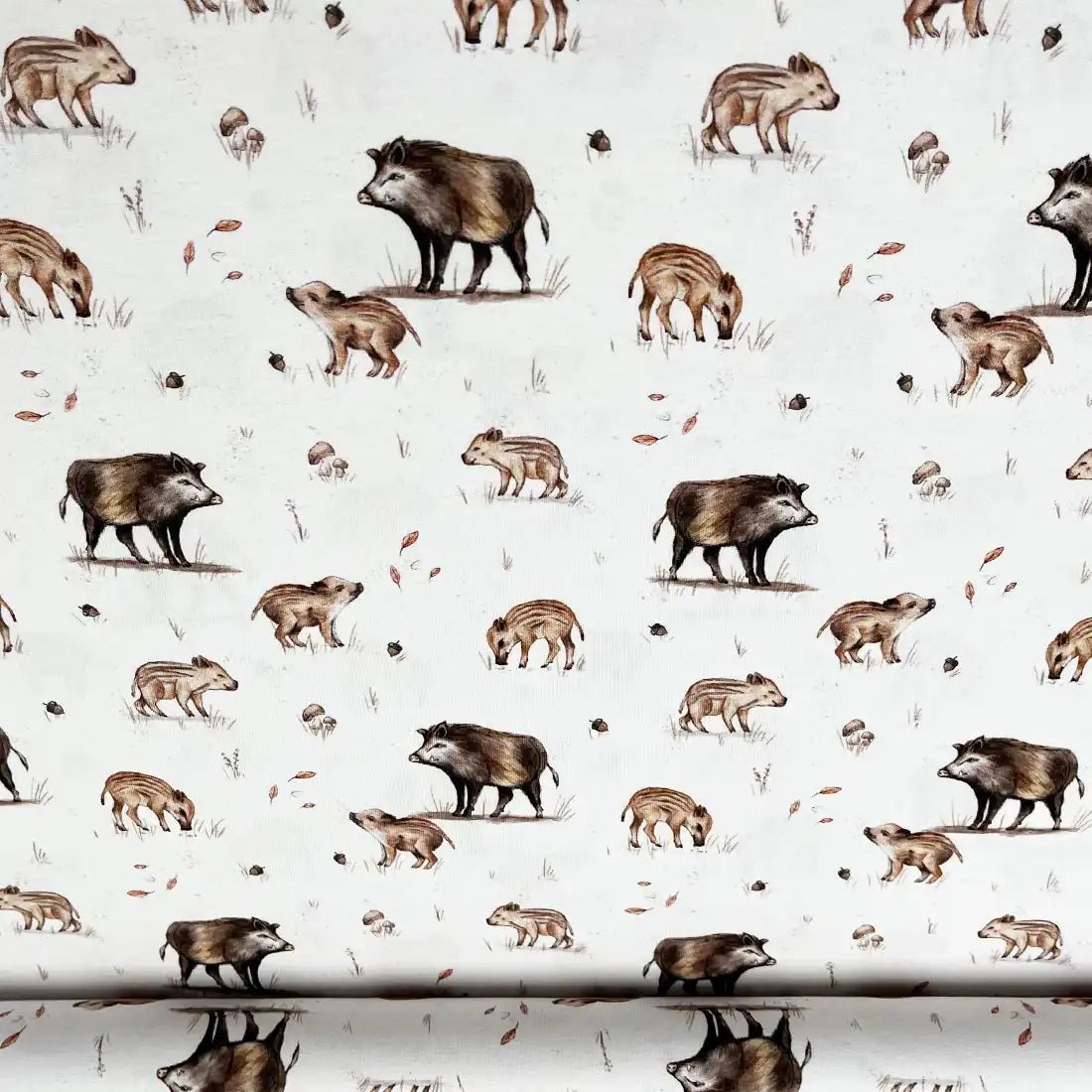 Jersey de coton blanc imprimé sangliers et marcassins